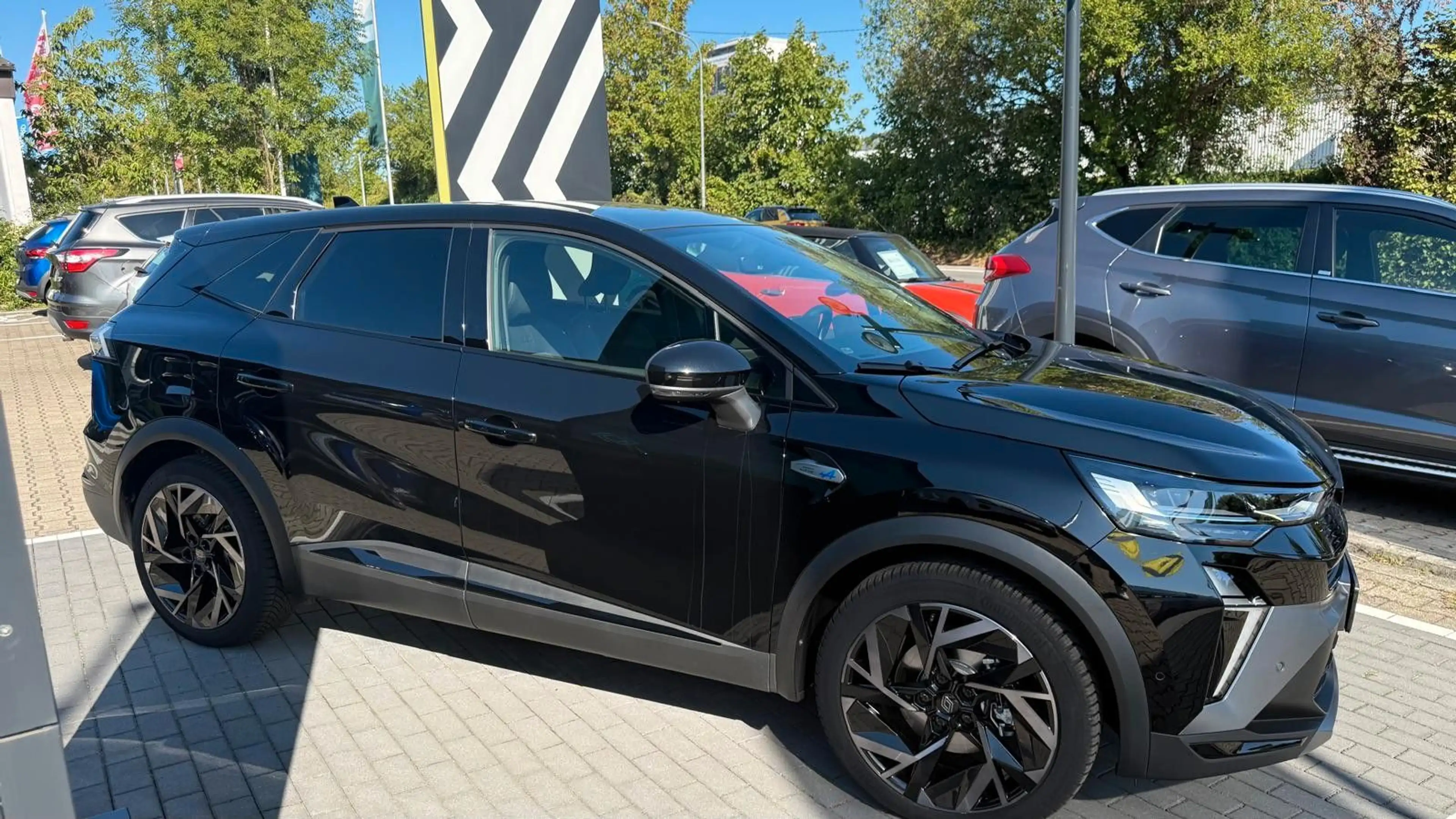 Renault Symbioz 145 E-Tech Full Hybrid Esprit Alpine — photo 4