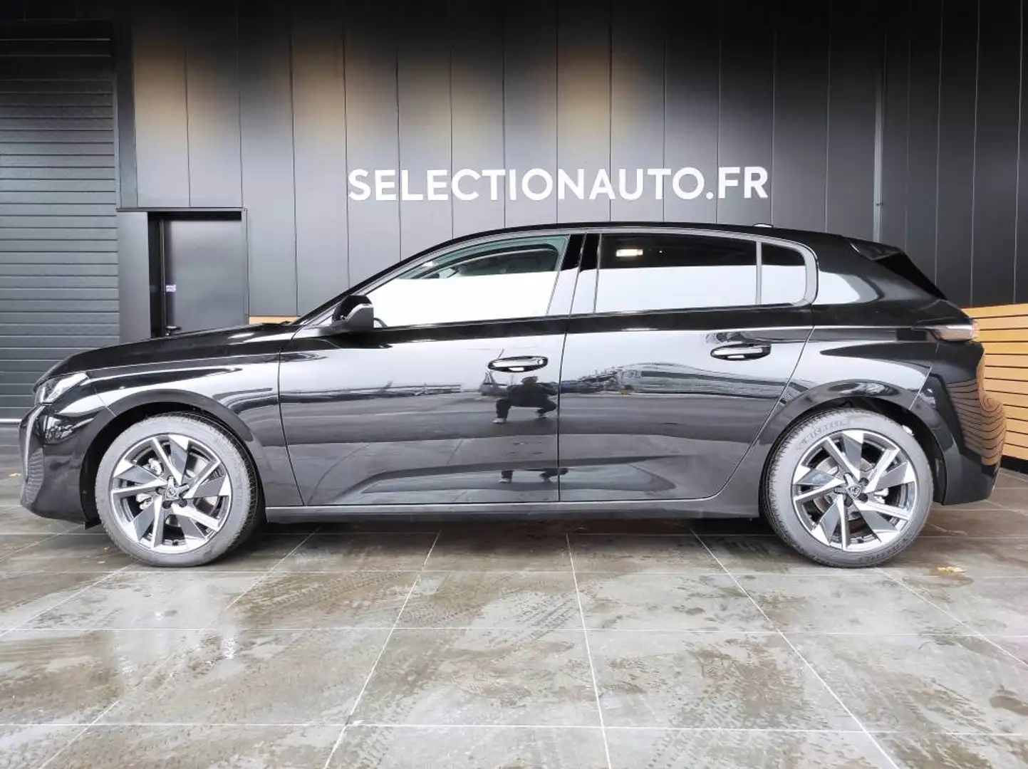 Peugeot 308 III BlueHDI 130 AUTO8 ALLURE PACK Noir - 2