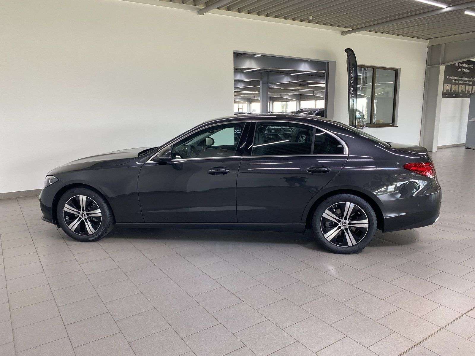 Mercedes-Benz C 180