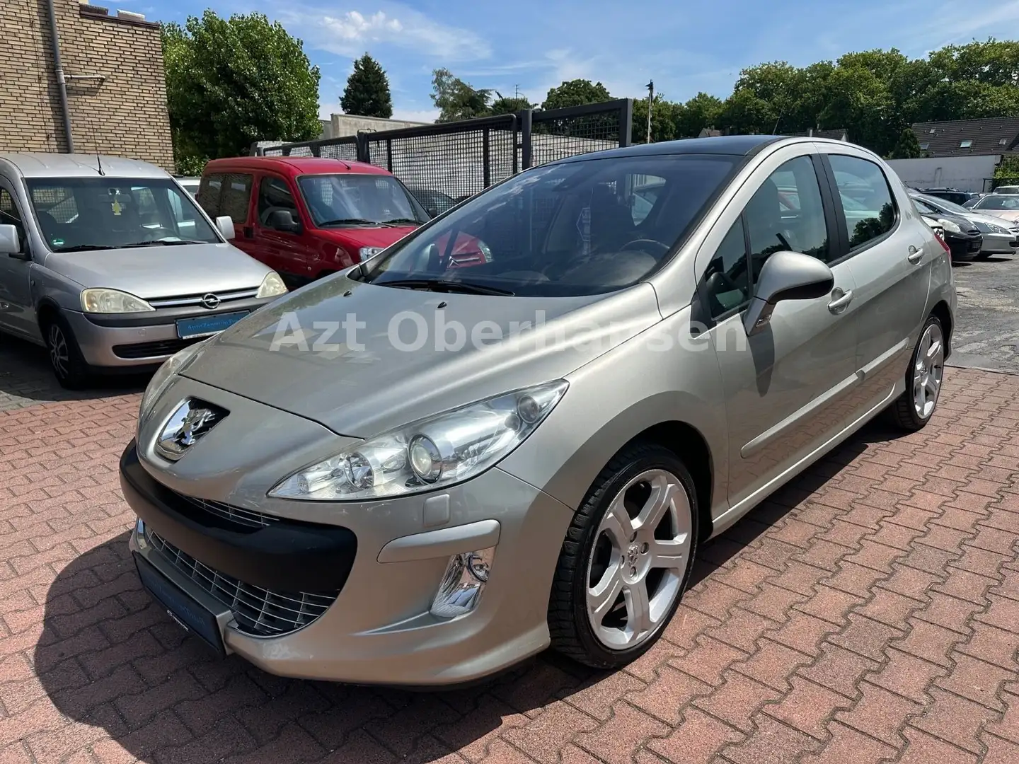 Peugeot 308 Platinum*AUTOMATIK*PANORAMA*STEUERKETTE NEU* Grijs - 2