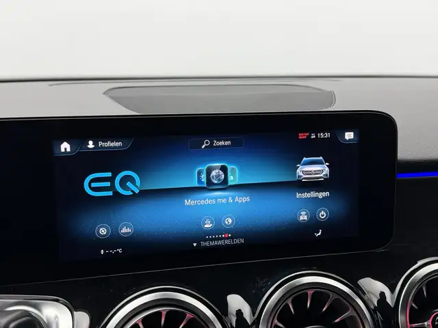 Mercedes-Benz EQB view 21
