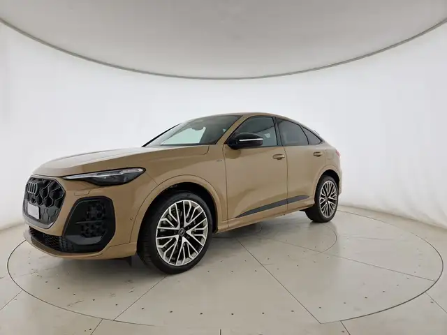 Audi Q5 sportback 2.0 e-hybrid s line edition quattro 299c