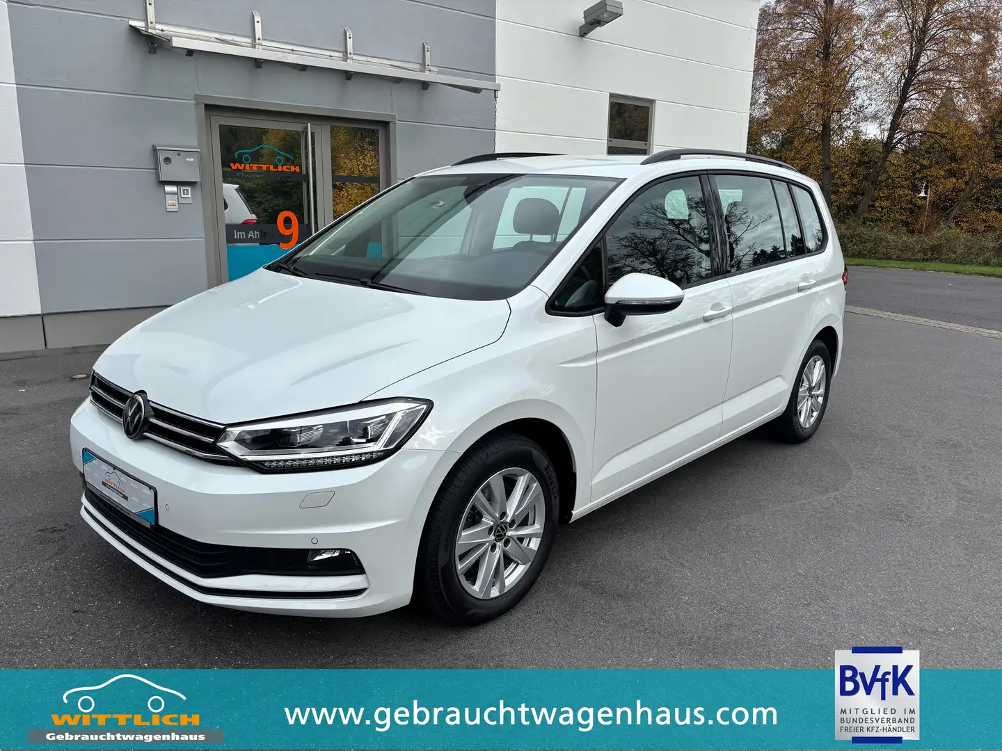Volkswagen Touran 1.5 TSI, DSG - "Comfortline" +Winterräder Bianco - 1