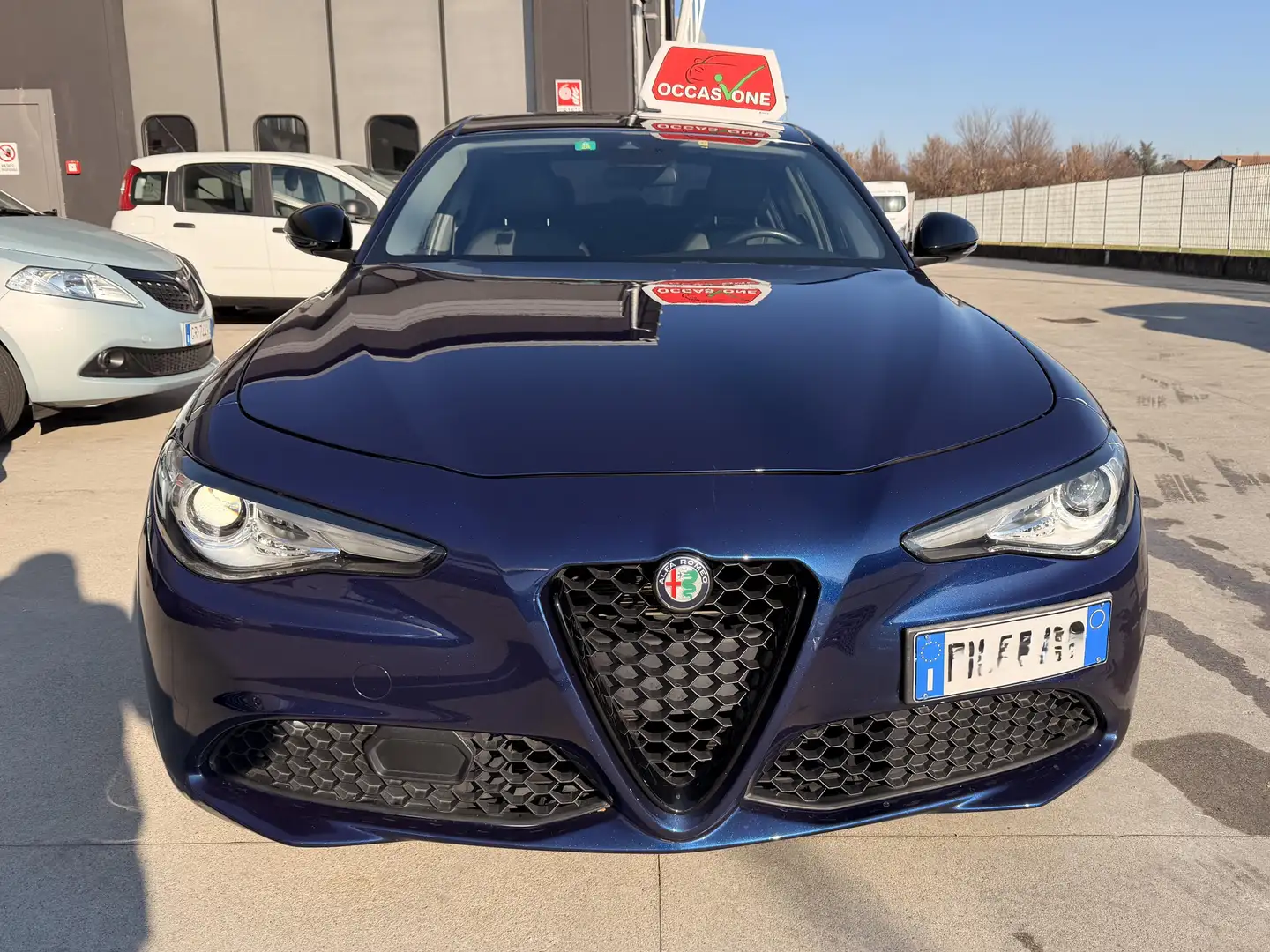 Alfa Romeo Giulia 2.2 t Business 150cv automatica Blau - 2