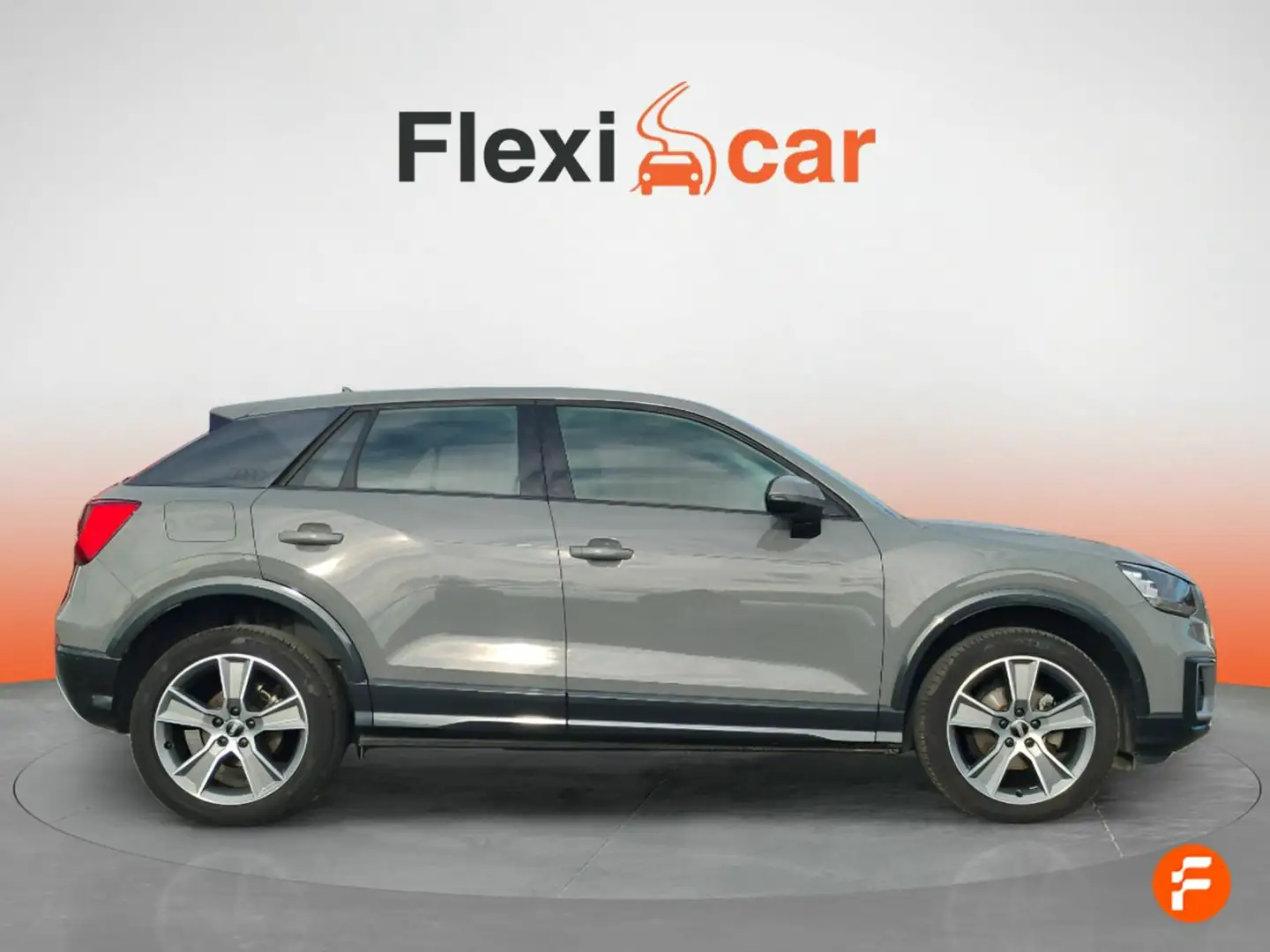 Audi Q2 35 TFSI Design S tronic 110kW Gris - 2