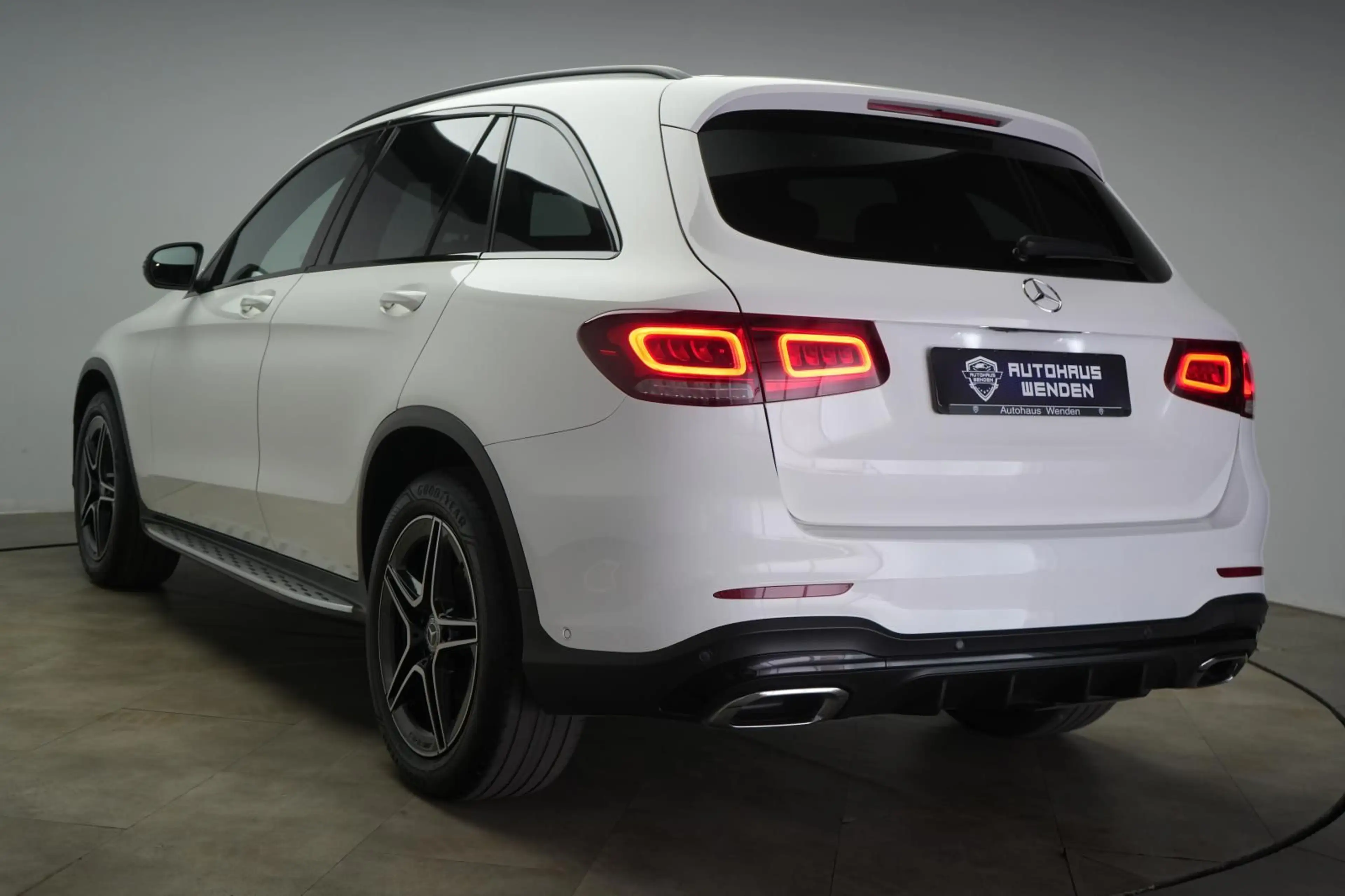 Mercedes-Benz GLC 400 d 4Matic 9G-Tronic AMG Kamera/Memory/Air — photo 6