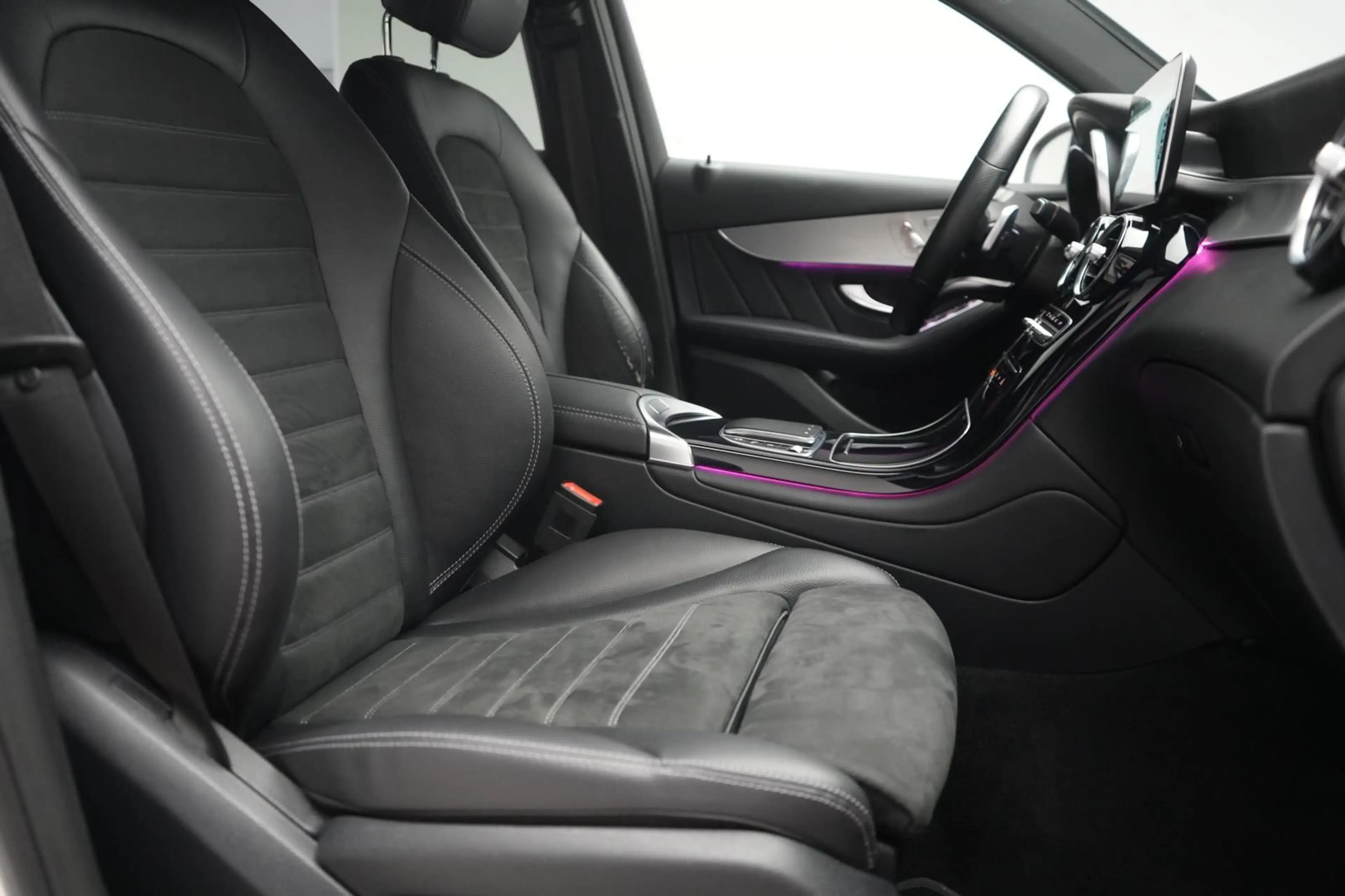 Mercedes-Benz GLC 400 d 4Matic 9G-Tronic AMG Kamera/Memory/Air — photo 15
