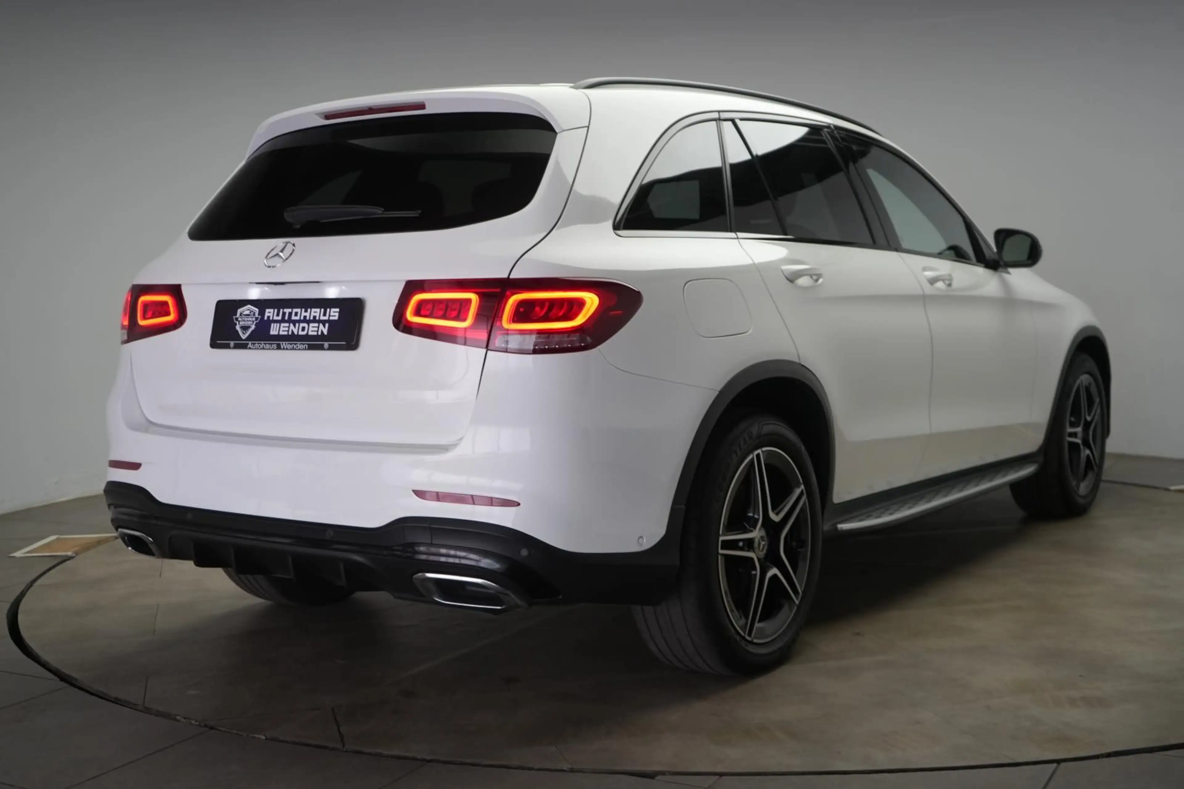 Mercedes-Benz GLC 400 d 4Matic 9G-Tronic AMG Kamera/Memory/Air — photo 4