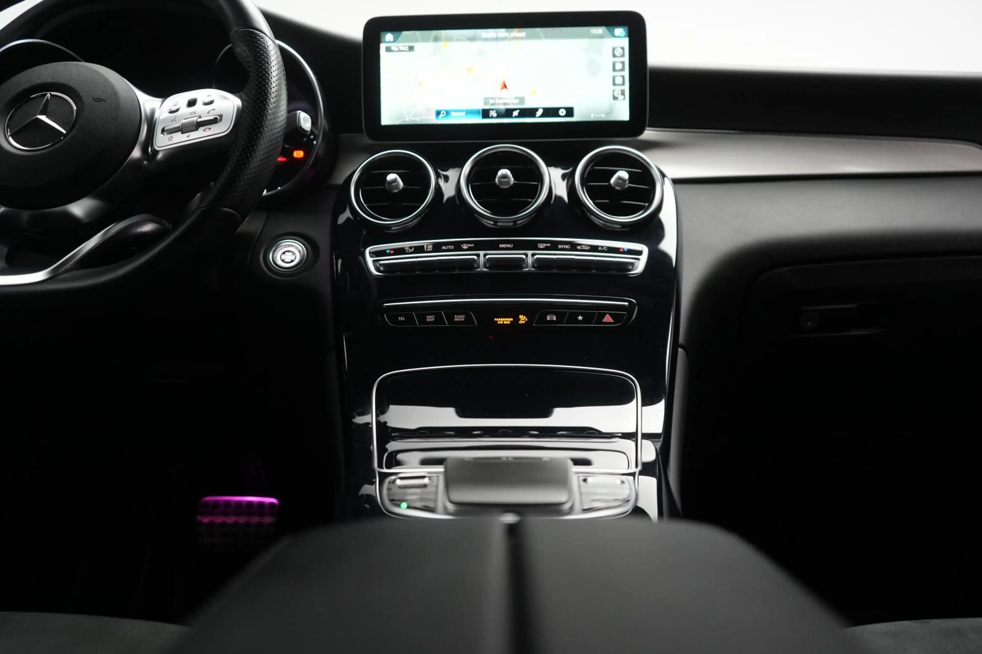 Mercedes-Benz GLC 400 d 4Matic 9G-Tronic AMG Kamera/Memory/Air — photo 9