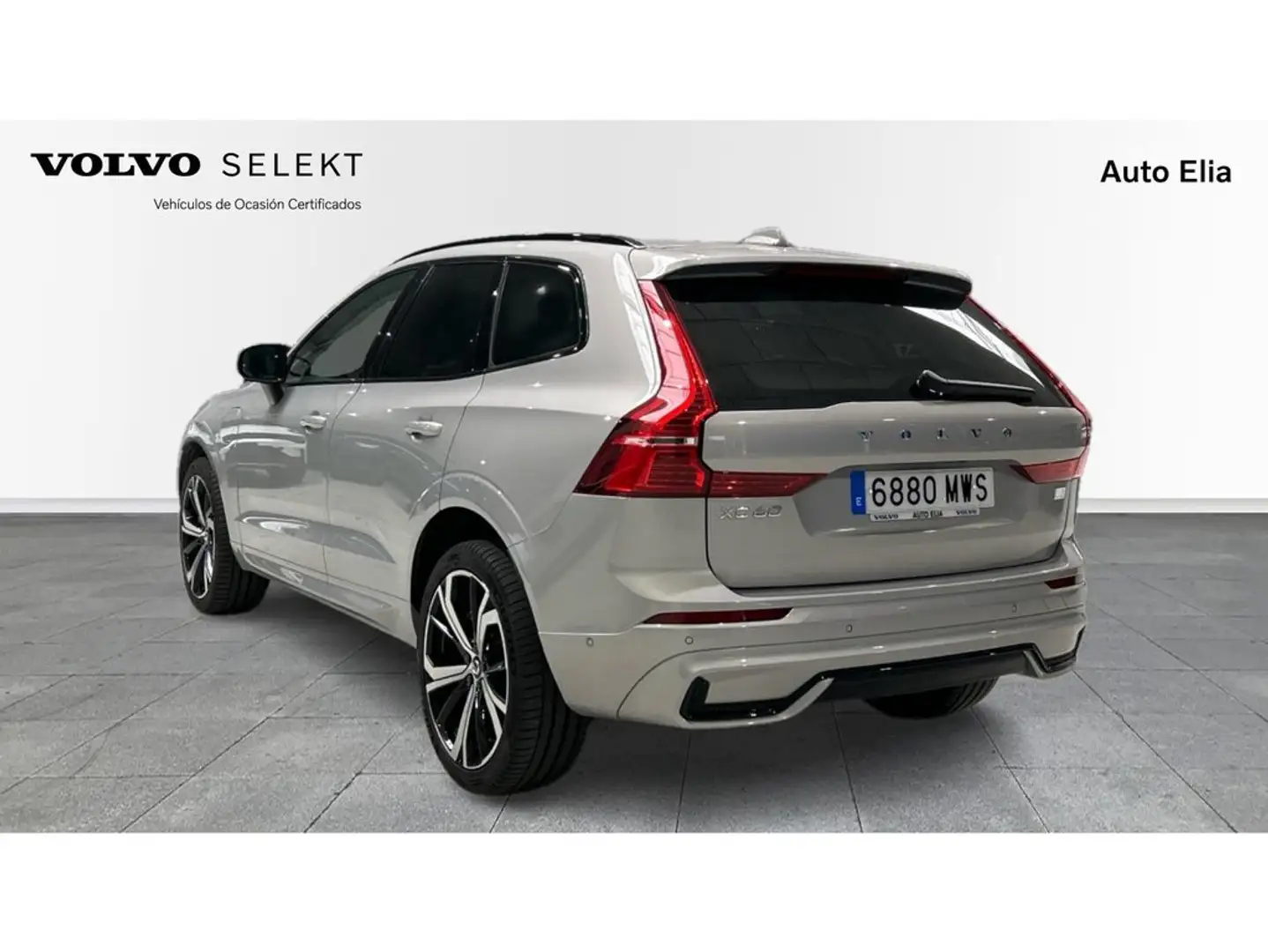 Volvo XC60 T6 Recharge Ultimate Dark Gris - 2