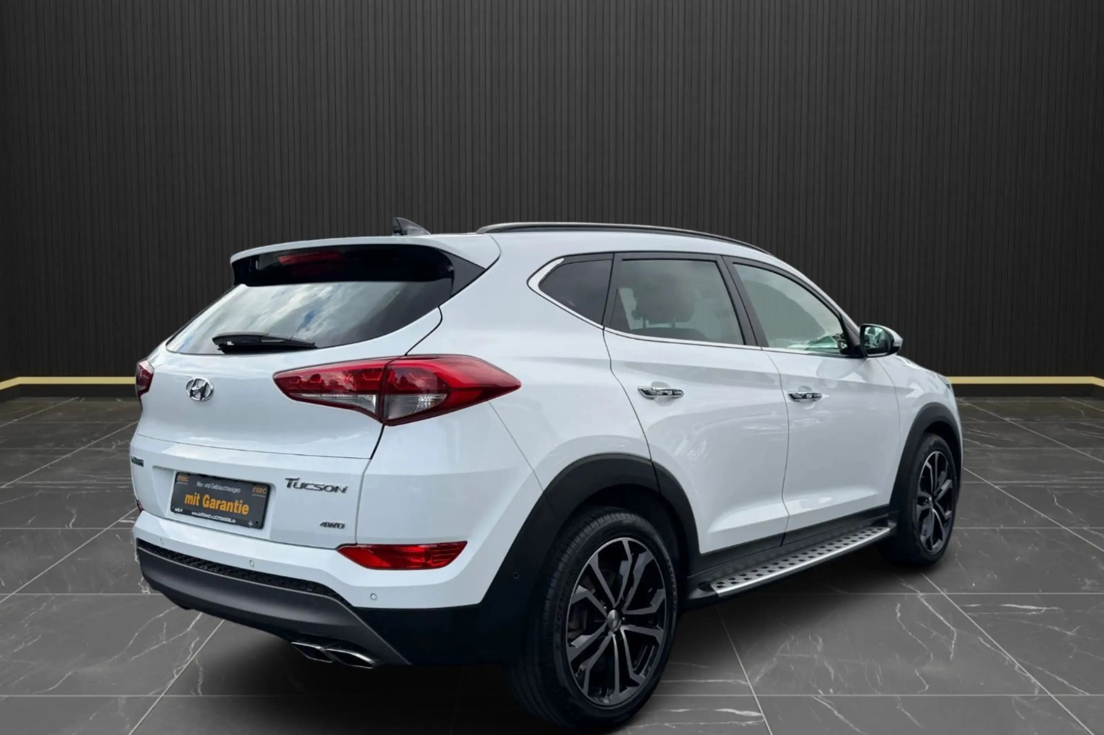 Hyundai TUCSON Premium AWD LEDER*PANO*KAMERA*KEYLESS* — photo 6