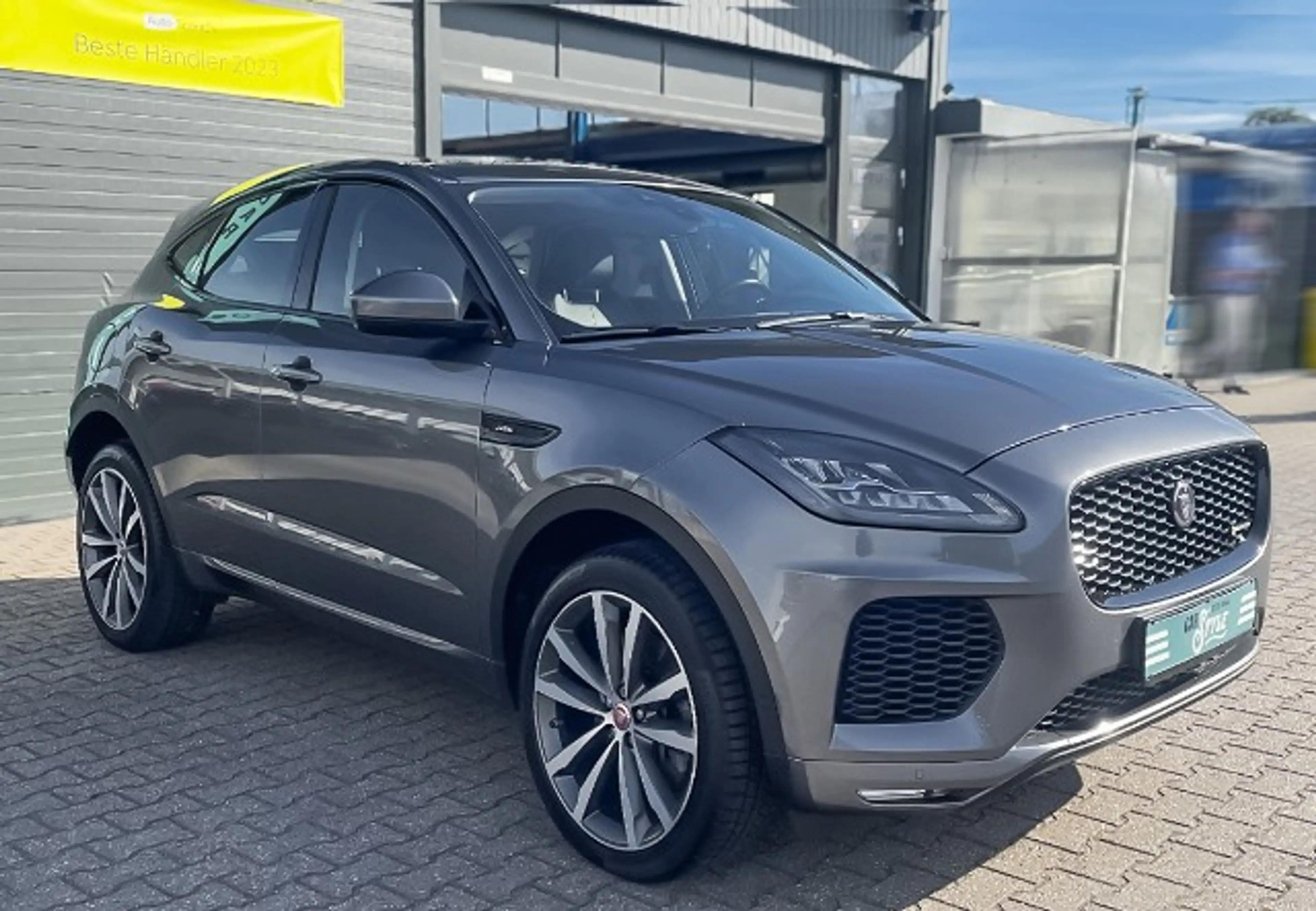 Jaguar E-Pace D240 R-Dynamic PANO SHZ NAVI RFK LED MERIDIAN — photo 3