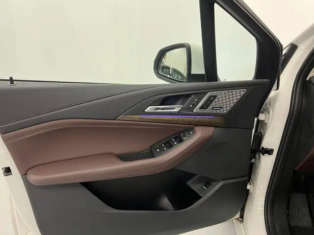 BMW Unknown Model view 11