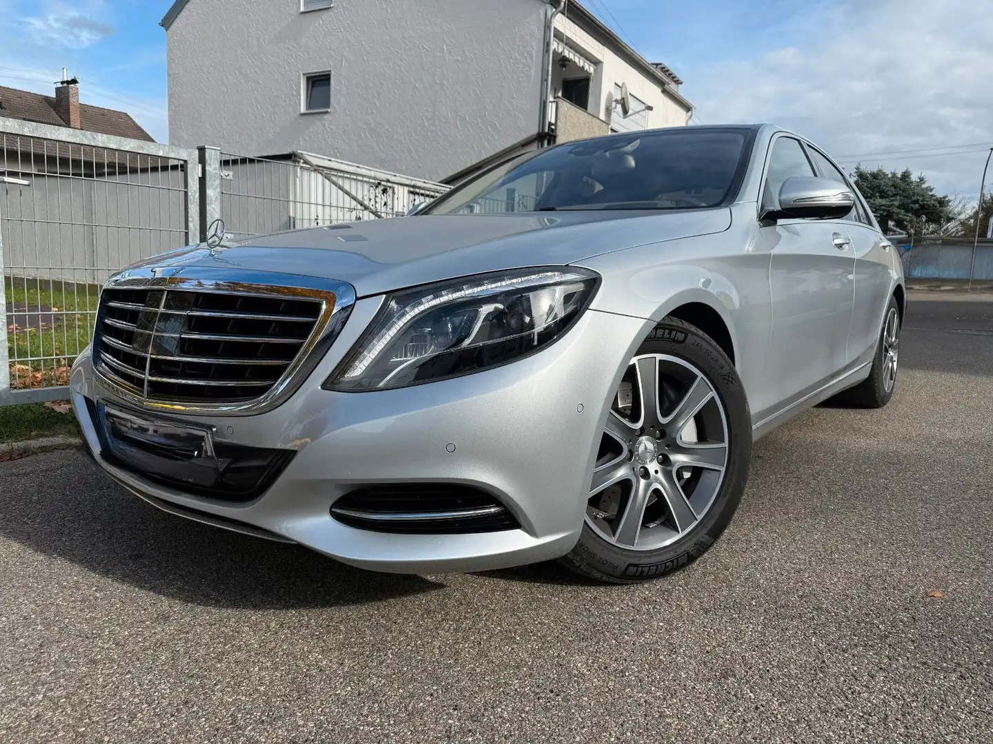 Mercedes-Benz S 500 S -Klasse Lim. S 500 4Matic Finanzierung Argent - 1