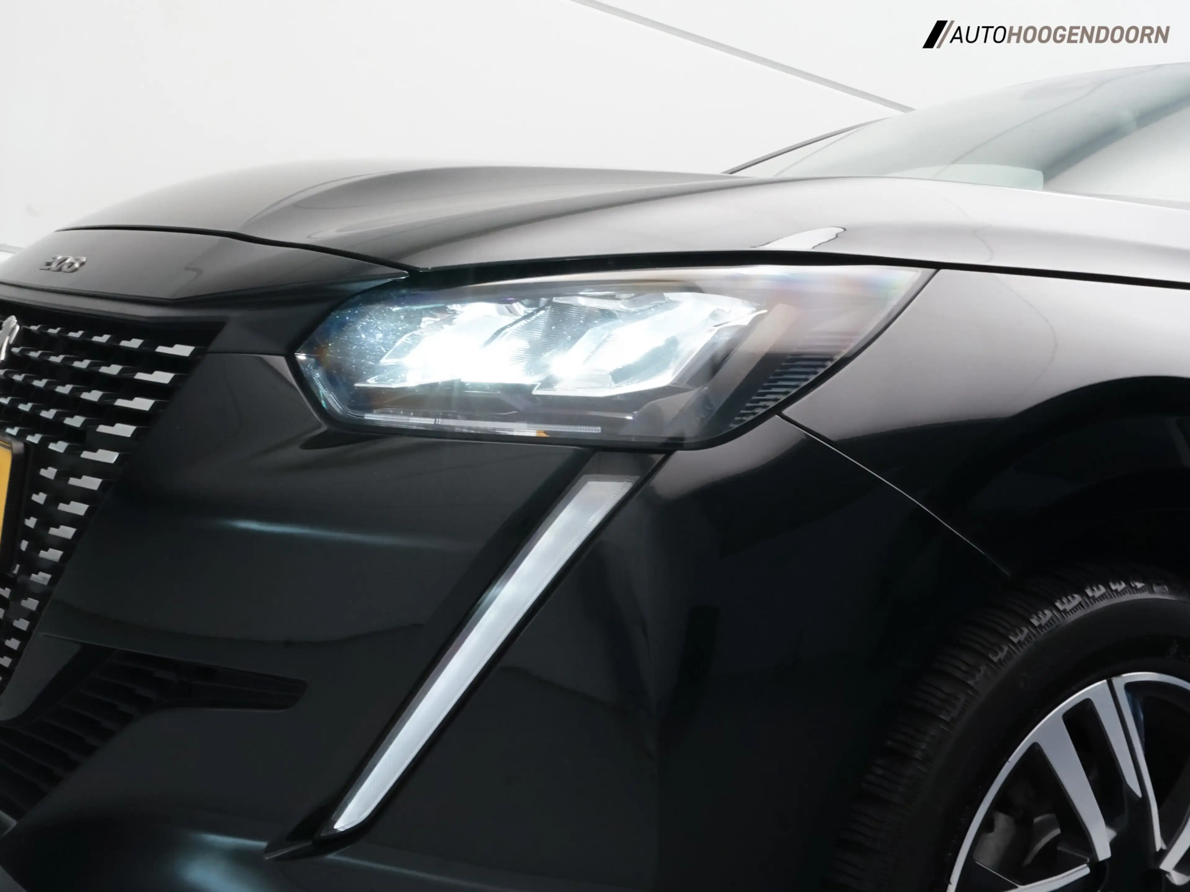 Peugeot 208 1.2 PureTech Allure Sport (APPLE CARPLAY,LM-VELGEN — photo 10