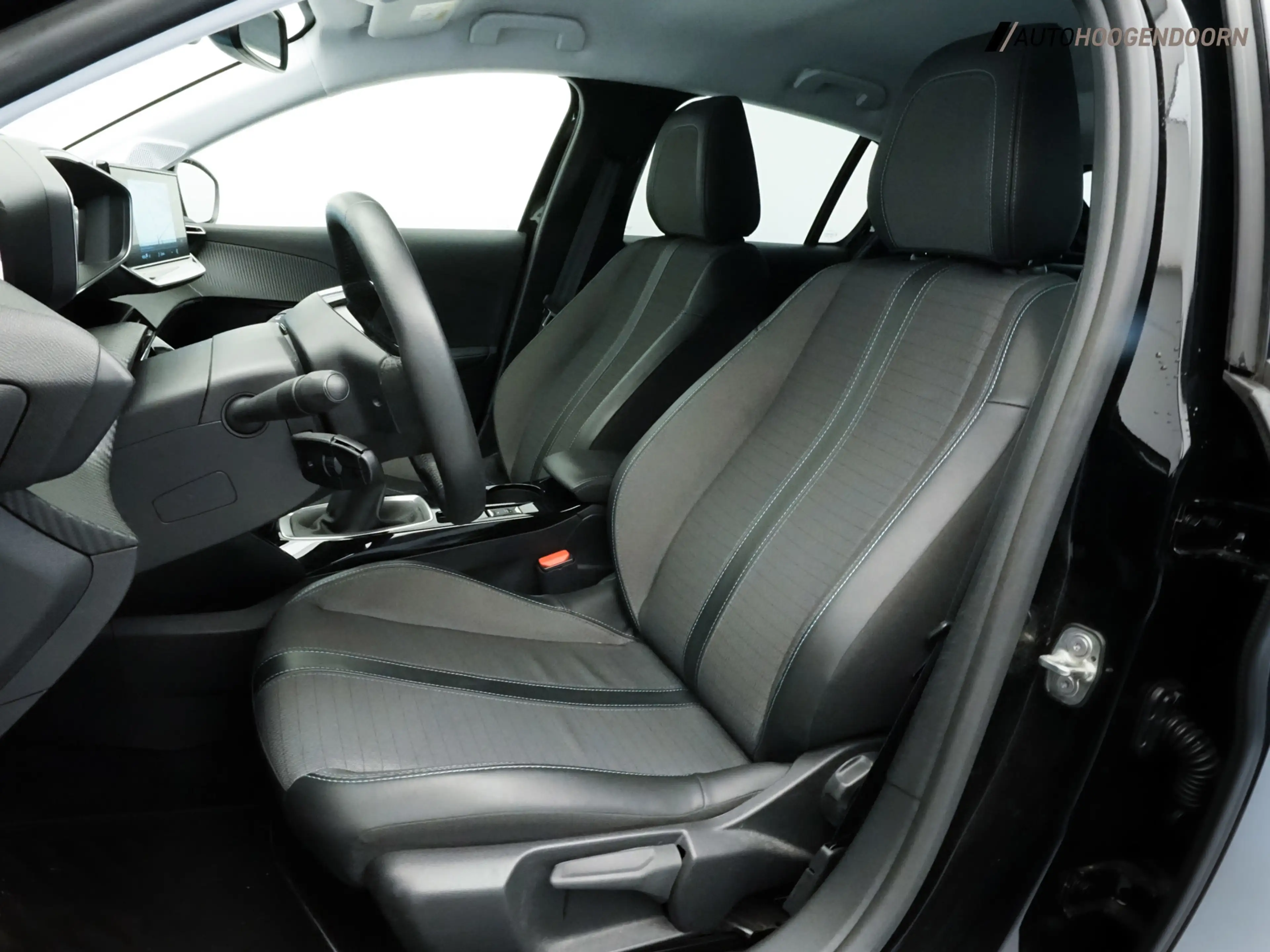 Peugeot 208 1.2 PureTech Allure Sport (APPLE CARPLAY,LM-VELGEN — photo 12