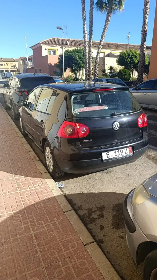 Volkswagen Golf 1.6 Trendline - 2
