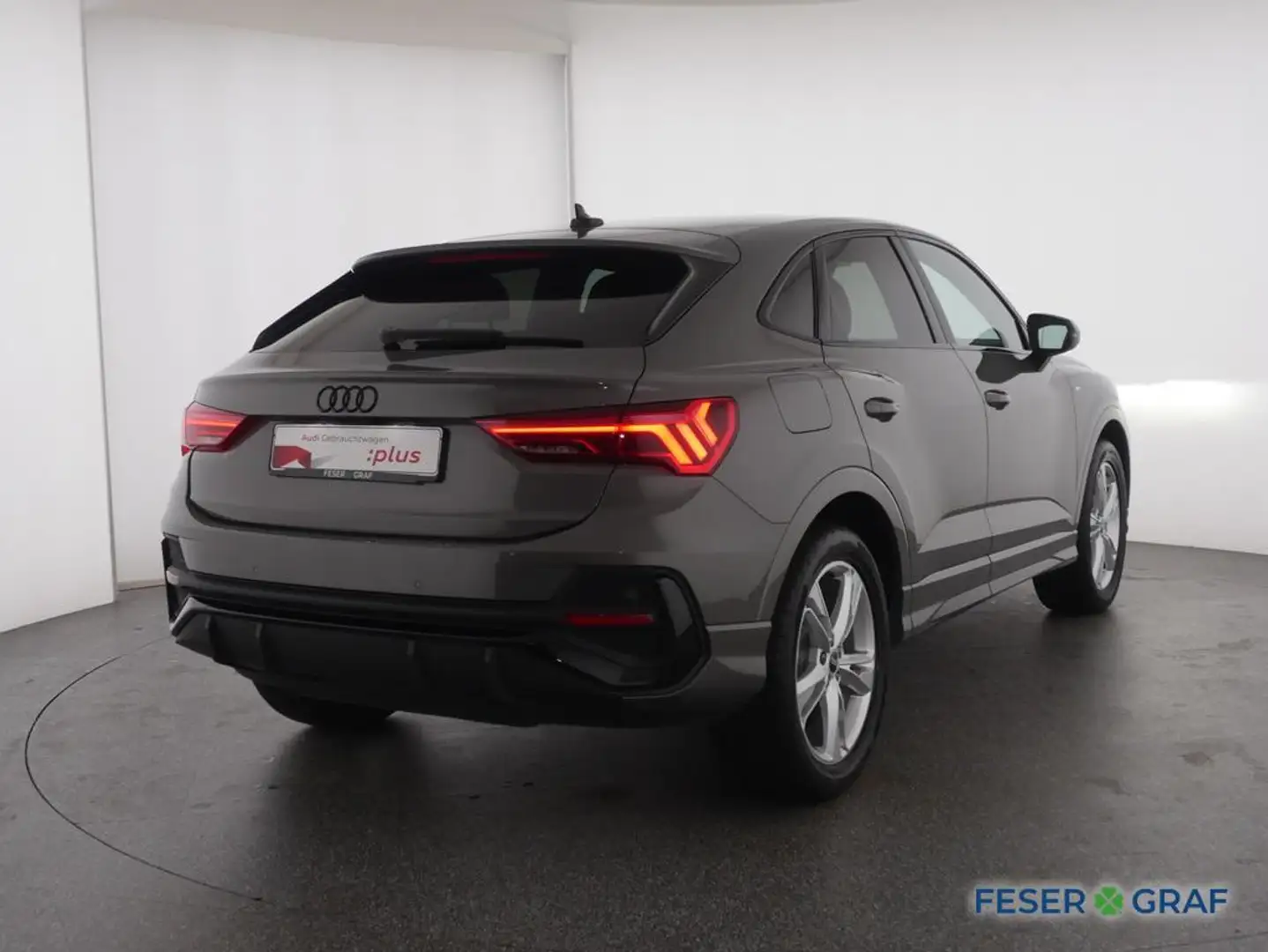 Audi Q3 Sportback 35 TFSI S line S tronic LED / AHK / Sitz Grau - 2