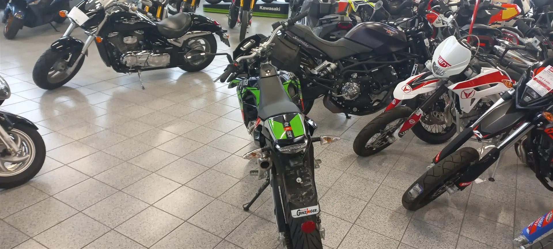 Aprilia SX 50 LS (Low Seat) Schwarz - 2
