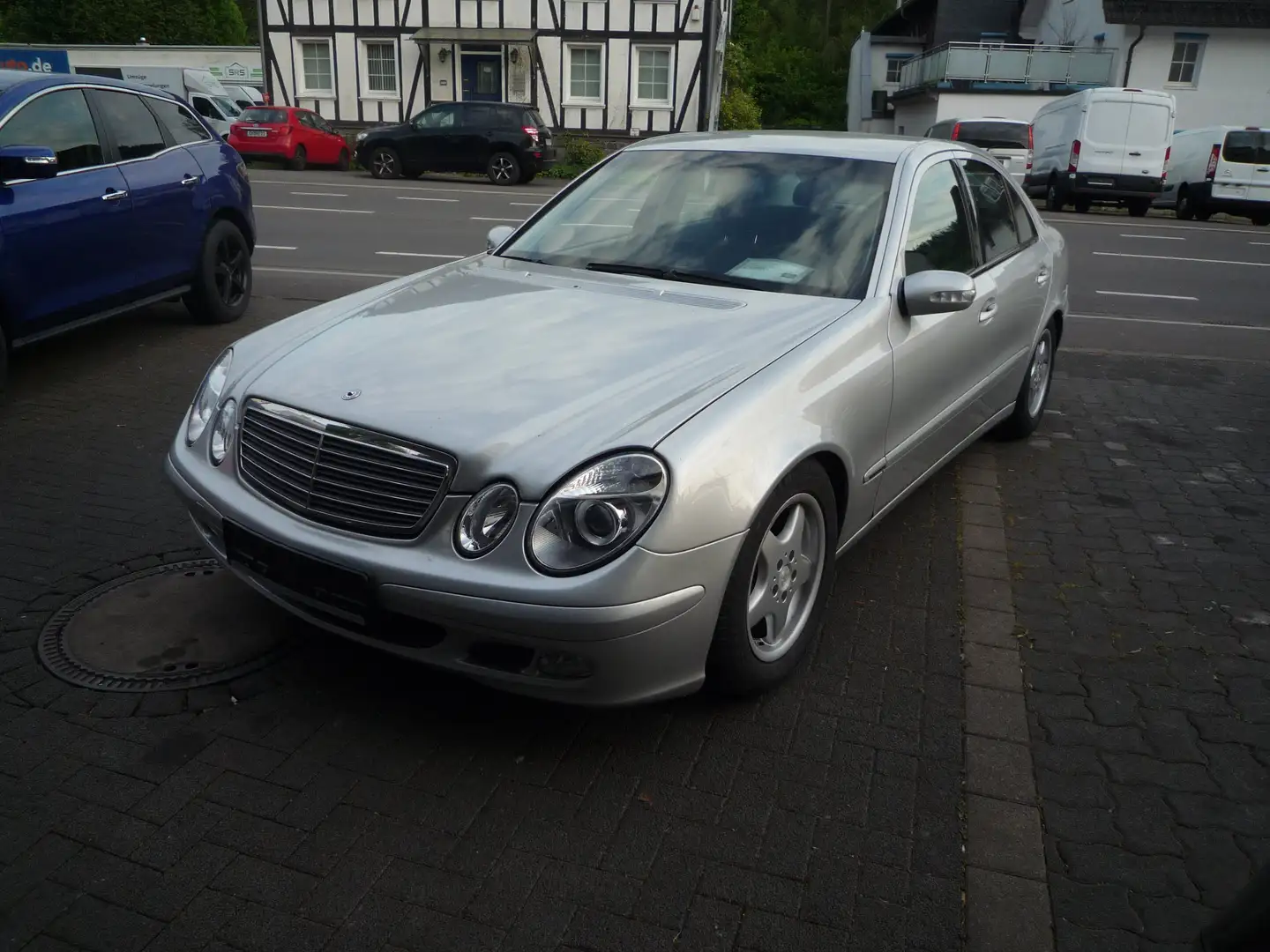 Mercedes-Benz E 200 E 200 CDI (211.004) Grijs - 1