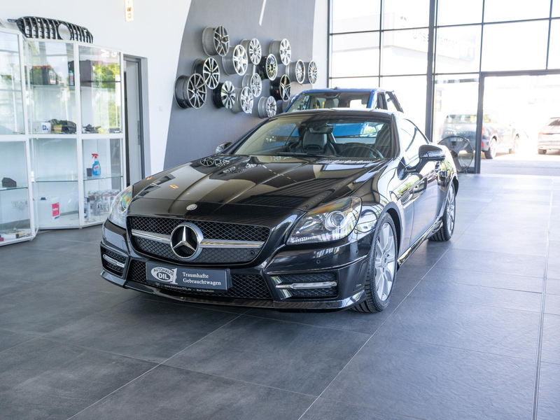 Mercedes-Benz SLK 200 *AMG*PANO*SCHECKHEFT*AIRSCARF*LEDER* — photo 3