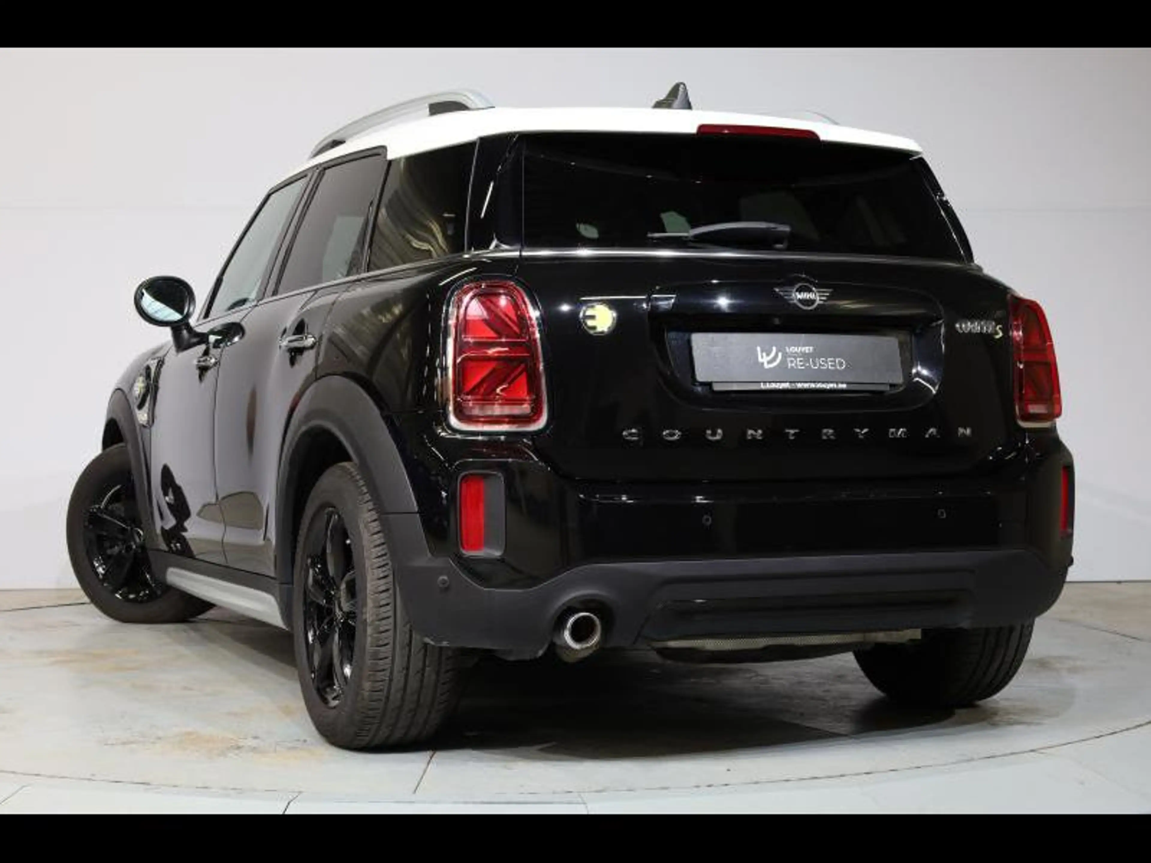 MINI Cooper SE Countryman ALL4 — photo 5