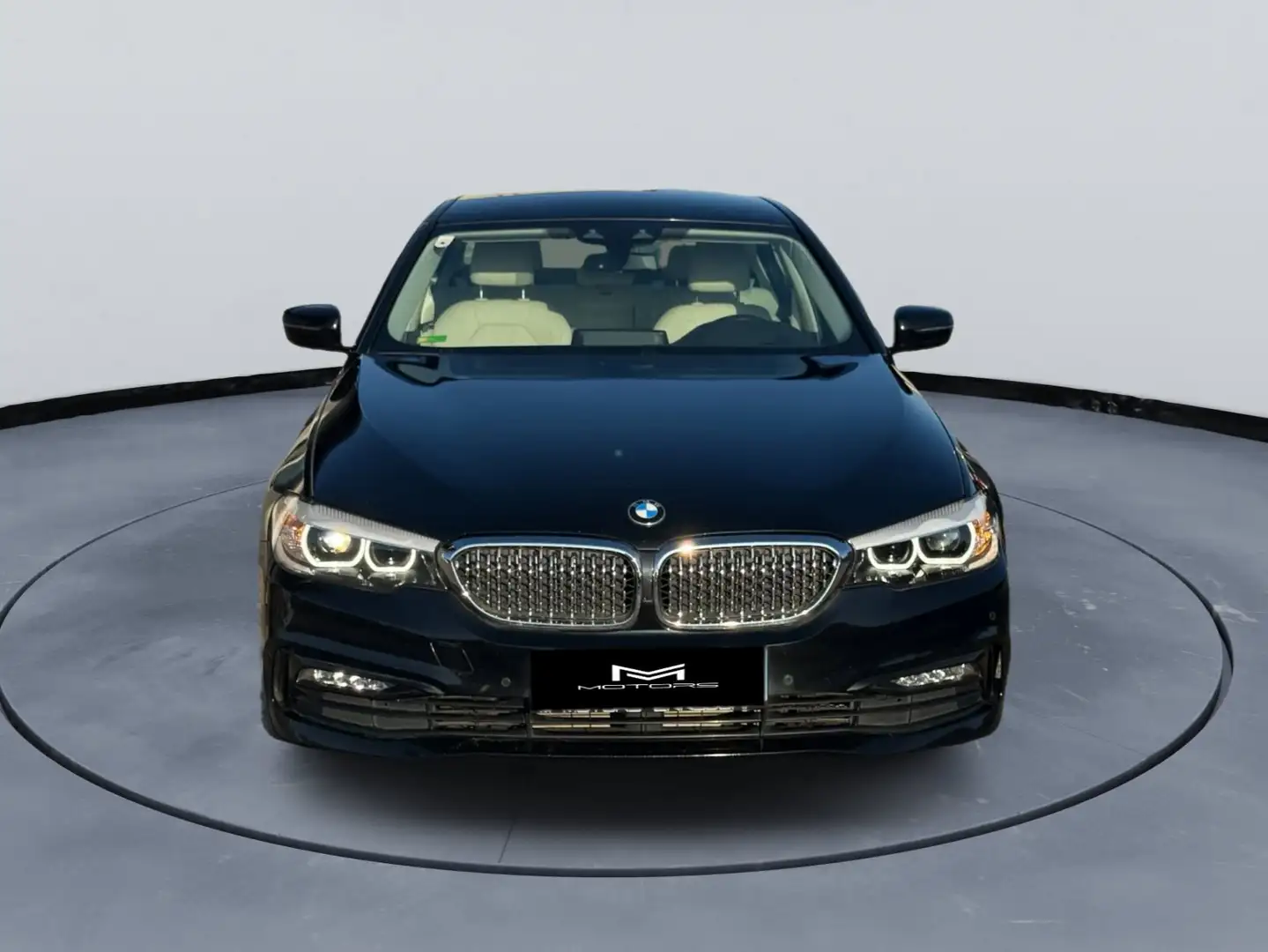 BMW 530 530 d Luxury Line Schwarz - 2