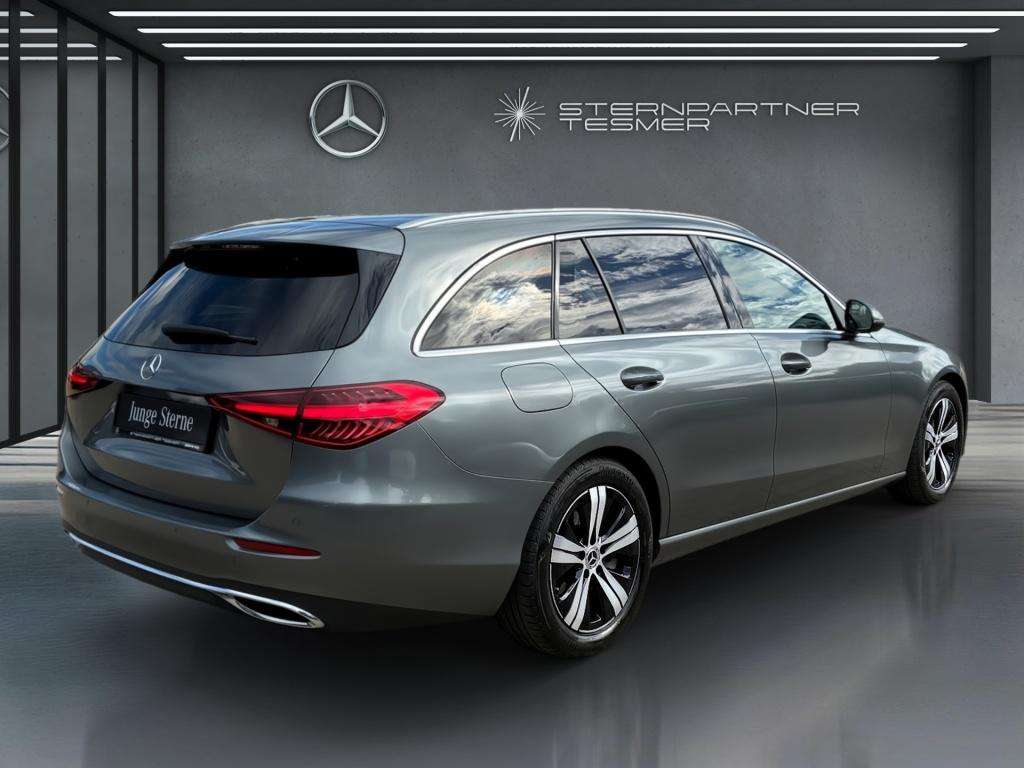 Mercedes-Benz C 220