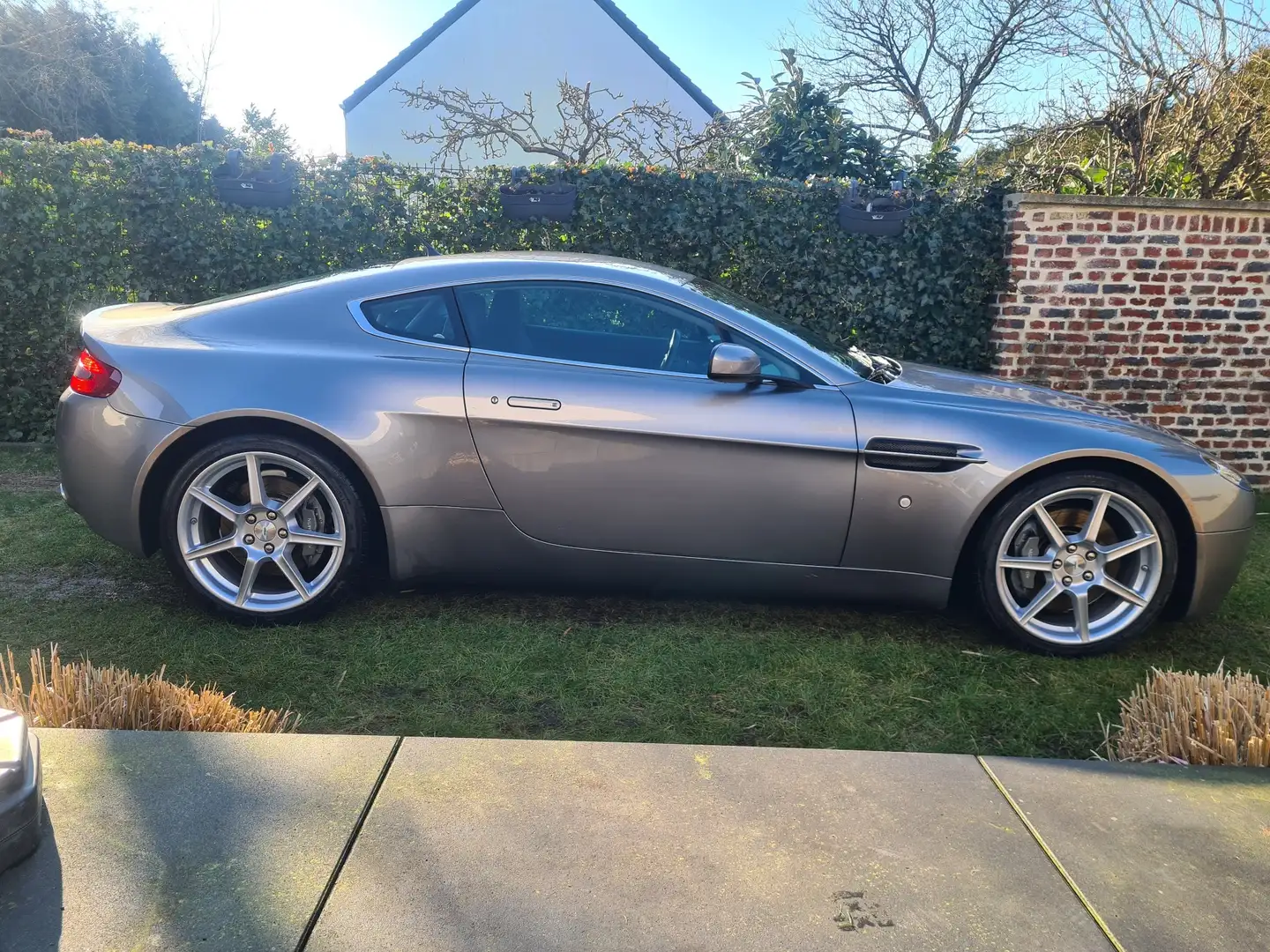 Aston Martin V8 4.3i manuel  gearbox - 1