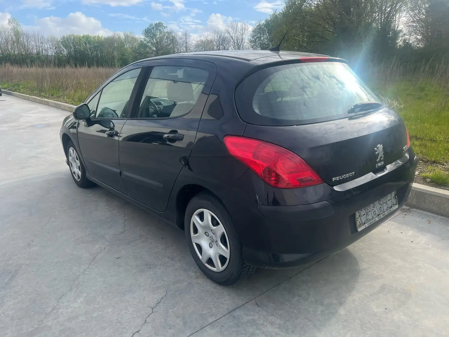 Peugeot 308 HDi 1.6 Noir - 2