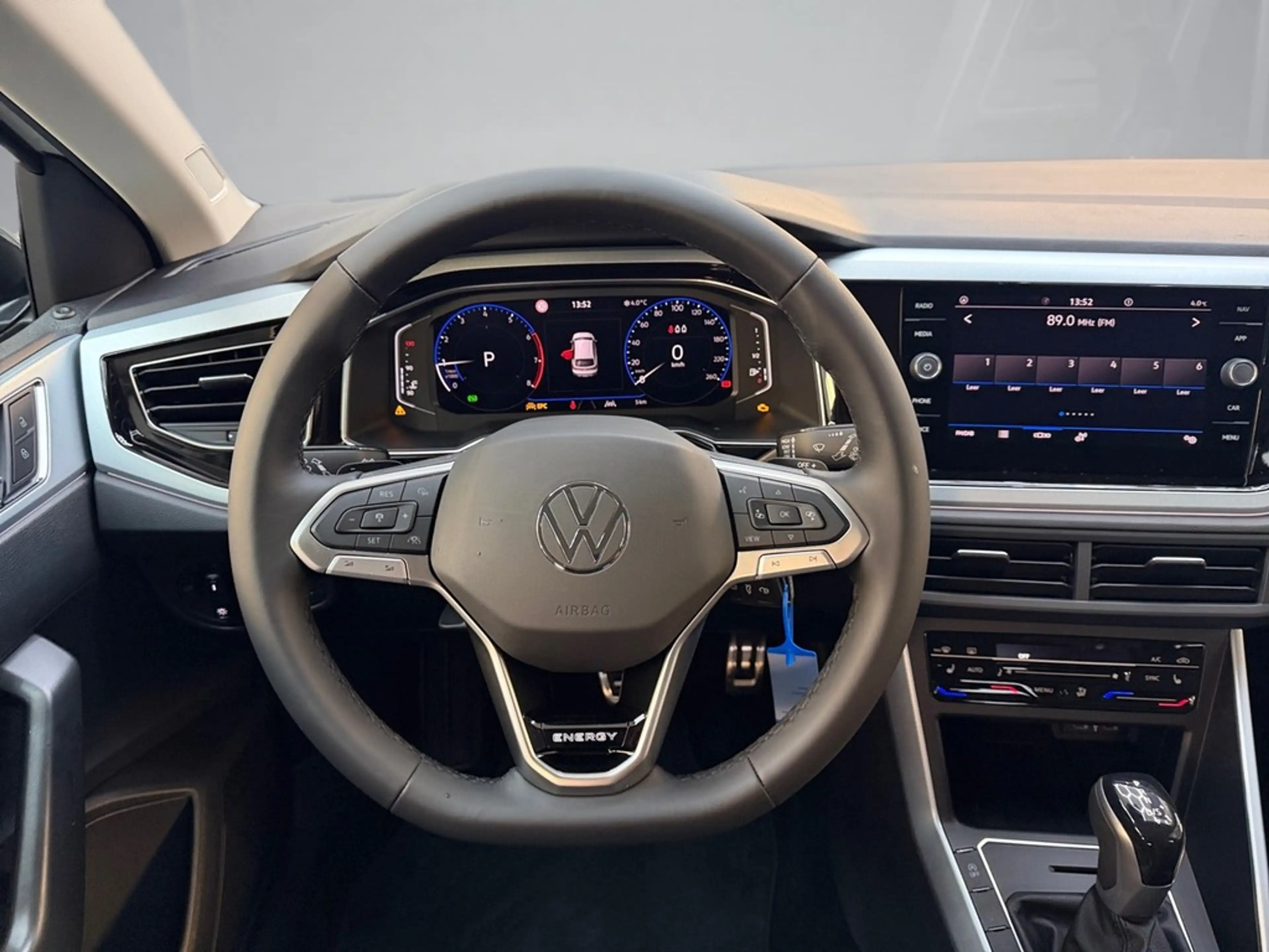 Volkswagen Taigo 1,0 TSi DSG Life VAL — photo 10