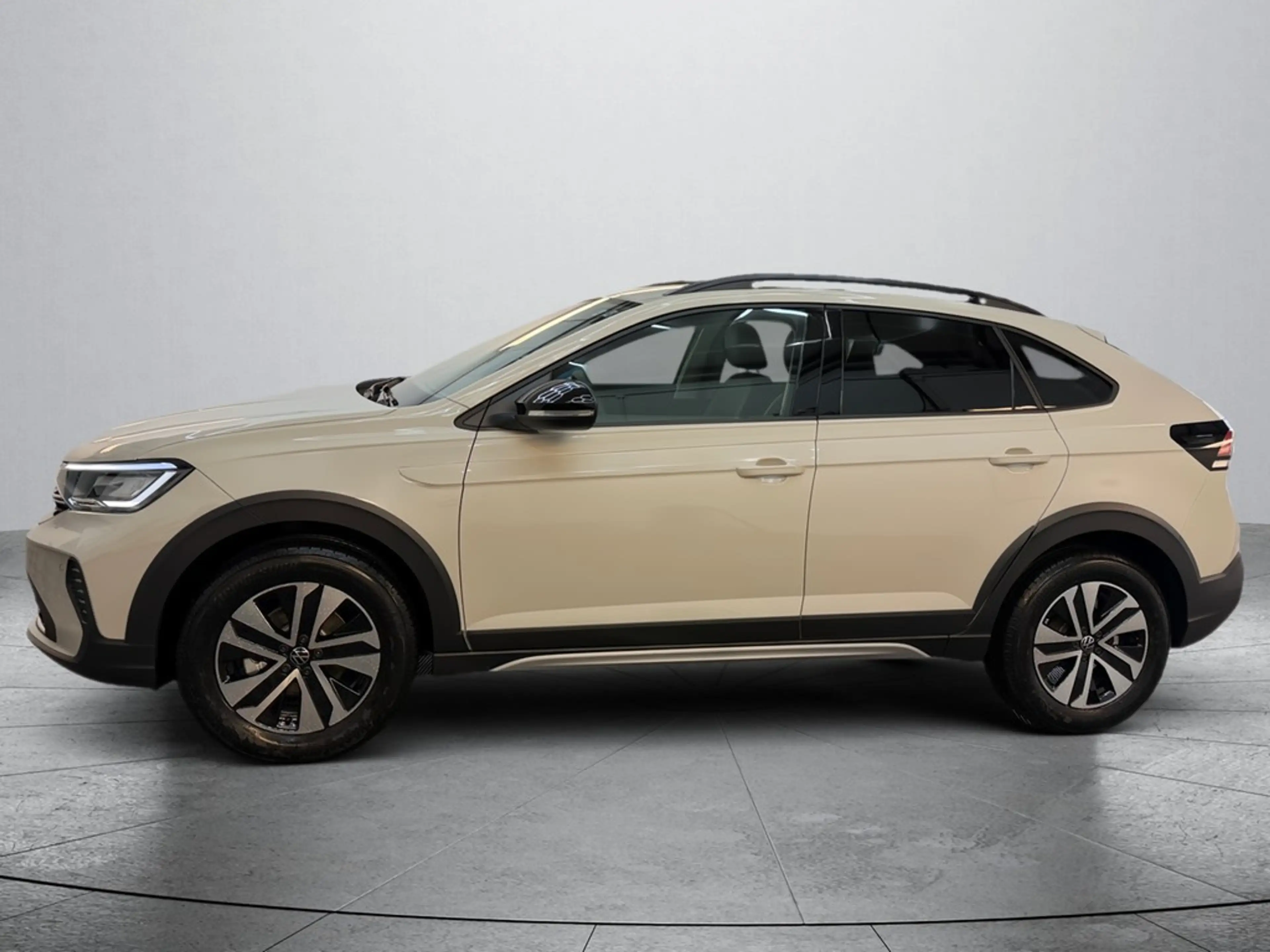 Volkswagen Taigo 1,0 TSi DSG Life VAL — photo 4