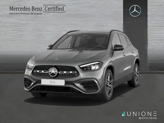 Mercedes-Benz GLA 250 e con tecnología híbrida EQ