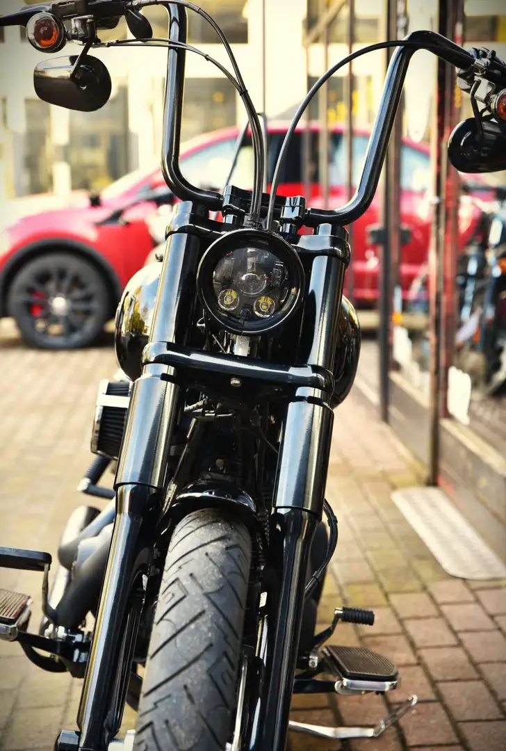 Harley-Davidson Street Bob FXDB Noir - 2