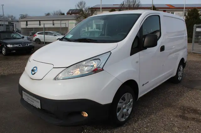 Nissan E-NV200 TEKNA NAVI*KAMERA*Laderaumsicherung-Schl