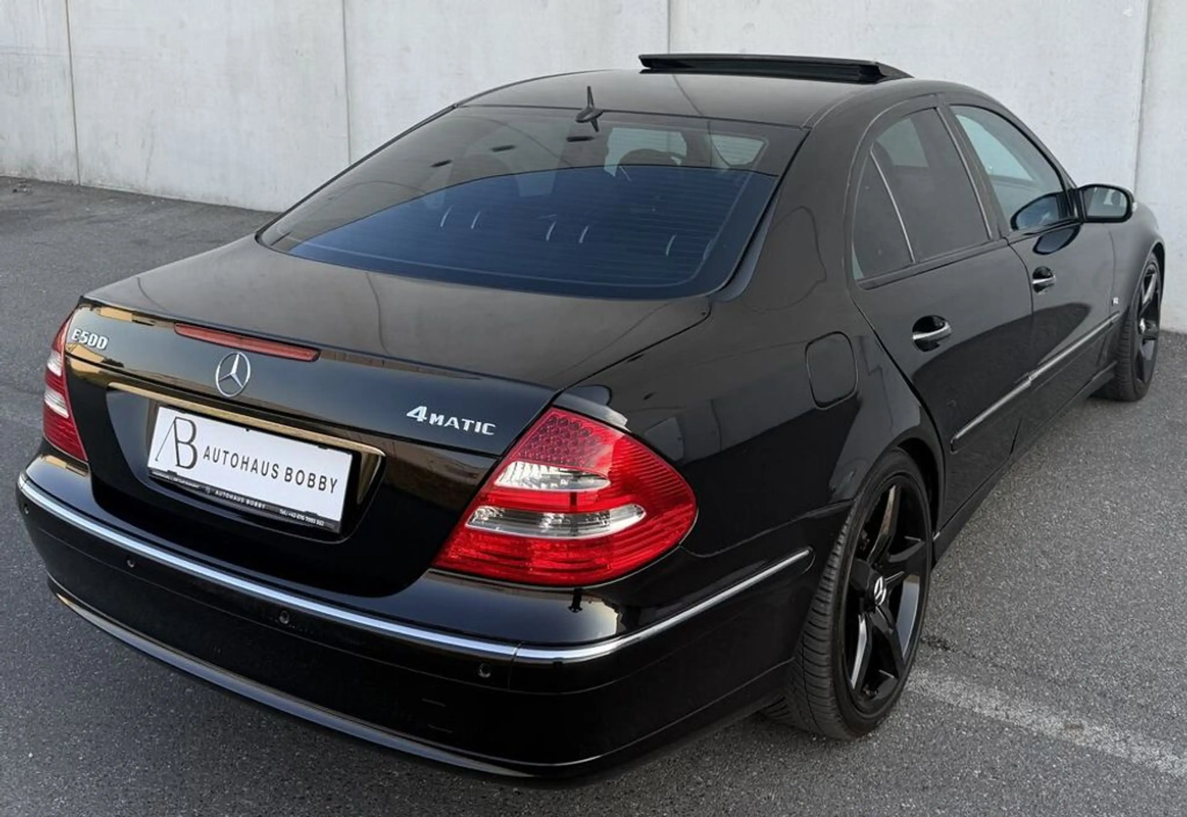 Mercedes-Benz E 500 4-Matic 2.Besitz — photo 12