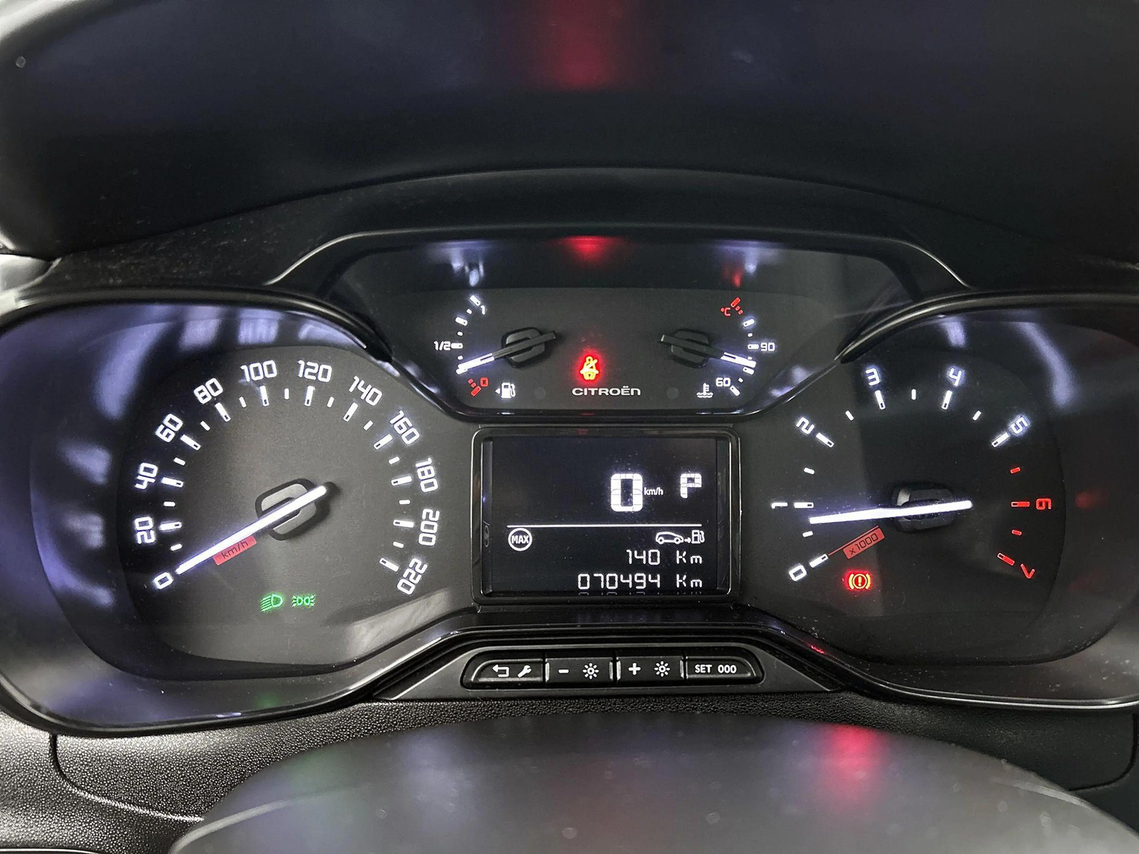 Citroen C3 1.2 110pk Shine Automaat | Navigatie | Climate Con — photo 14