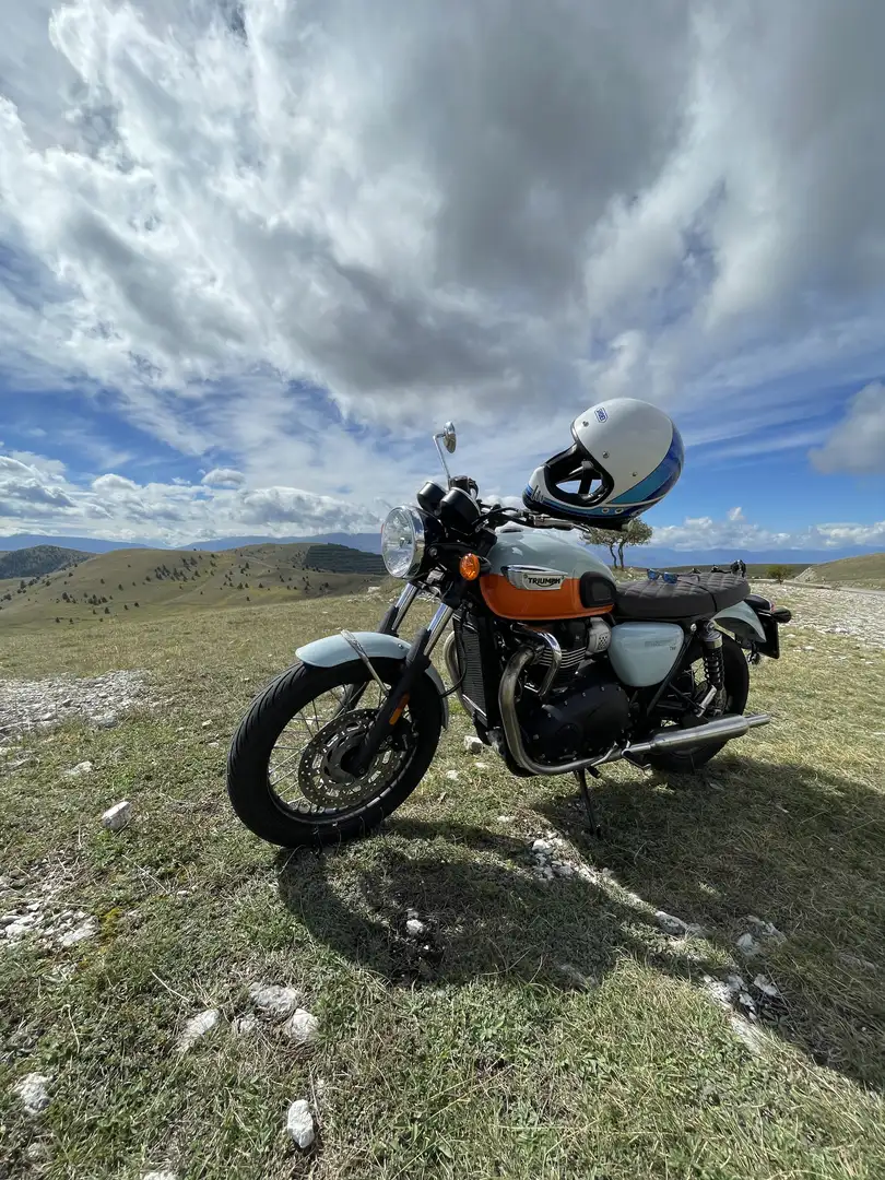 Triumph Bonneville T100 Meridien Blue e Tangerine - 2