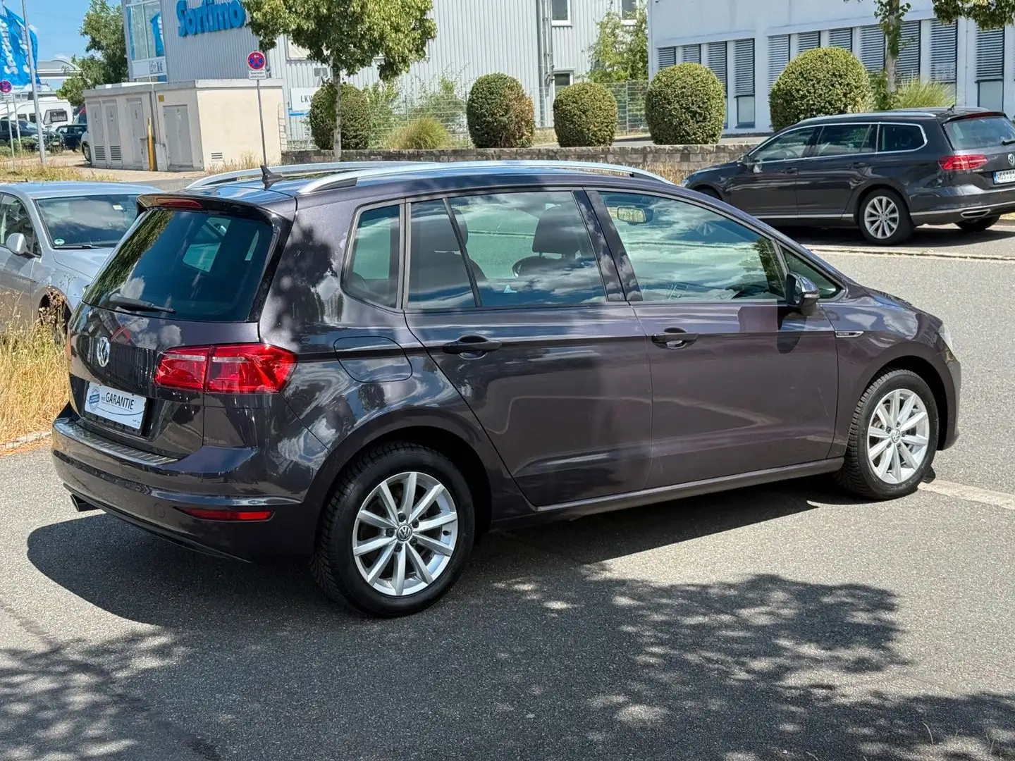 Volkswagen Golf Sportsvan Lounge*KAMERA*STANDHEIZUNG*AHK* Grau - 2