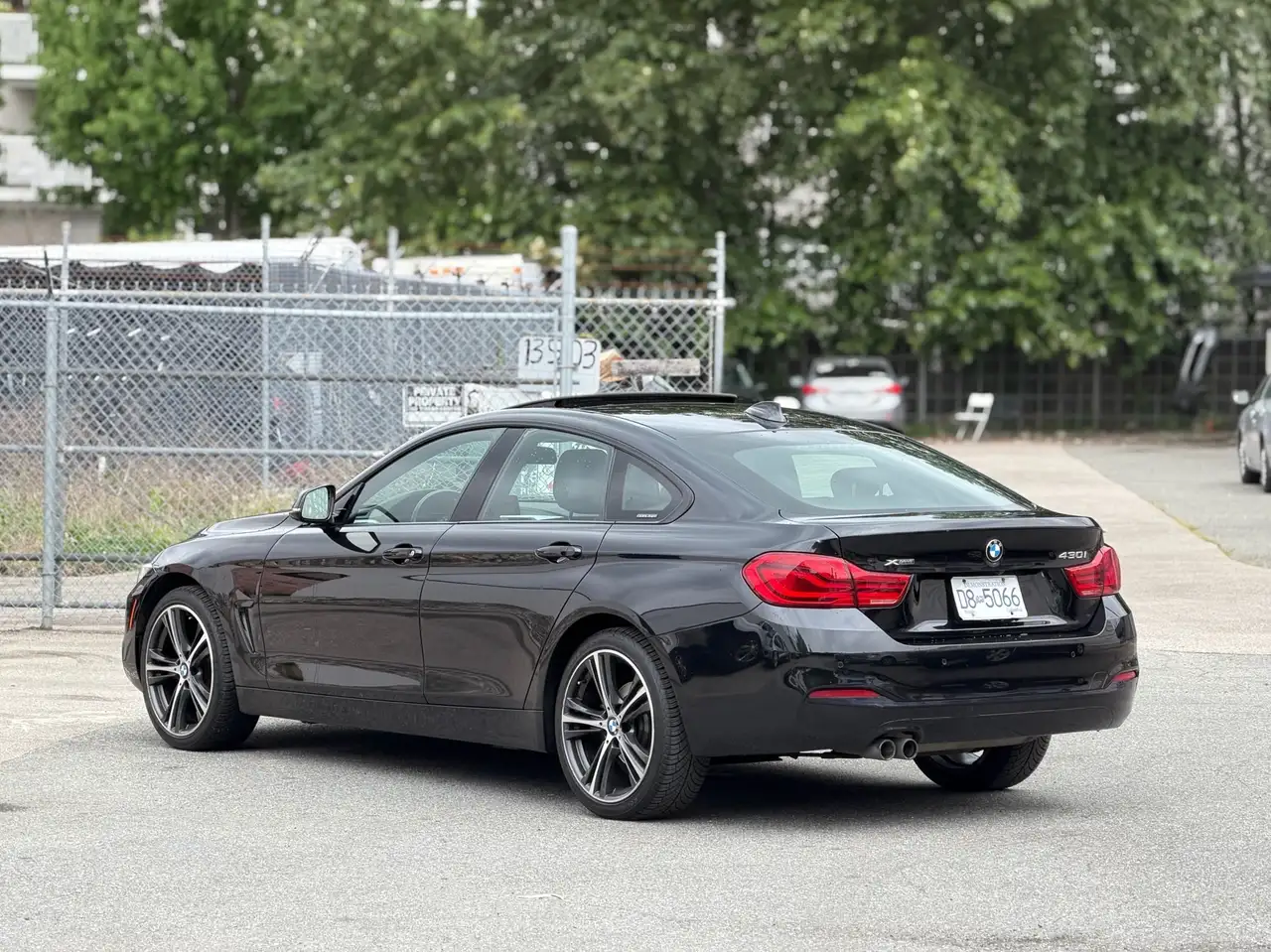 BMW 4 Series снимка BMW 4 Series