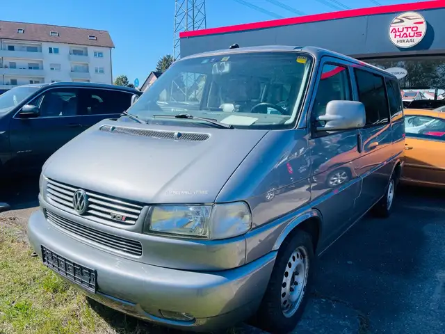 Volkswagen T4 Caravelle 2,5- Highlin lang