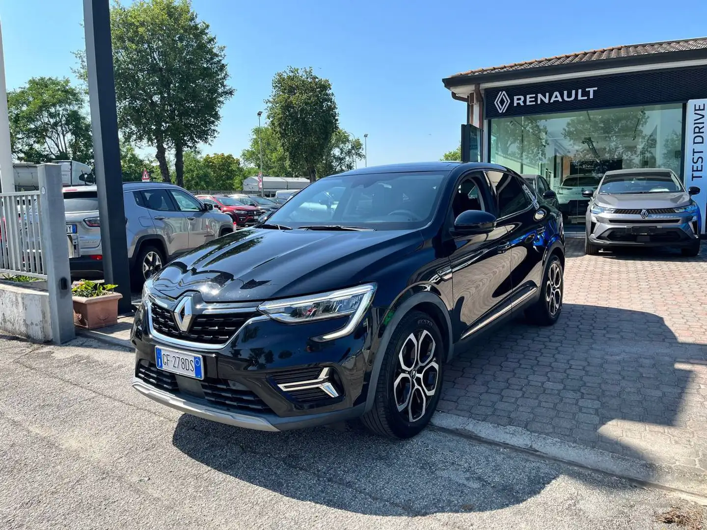 Renault Arkana Hybrid E-TECH 145 CV Intens Nero - 1