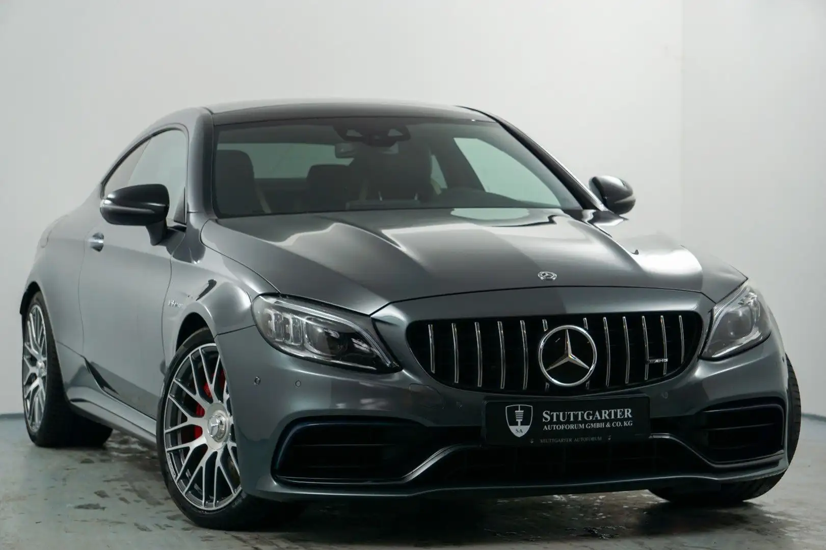 Mercedes-Benz C 63 AMG C 63 S Coupe Distronic Pano Perf-Abgas Night Grey - 1