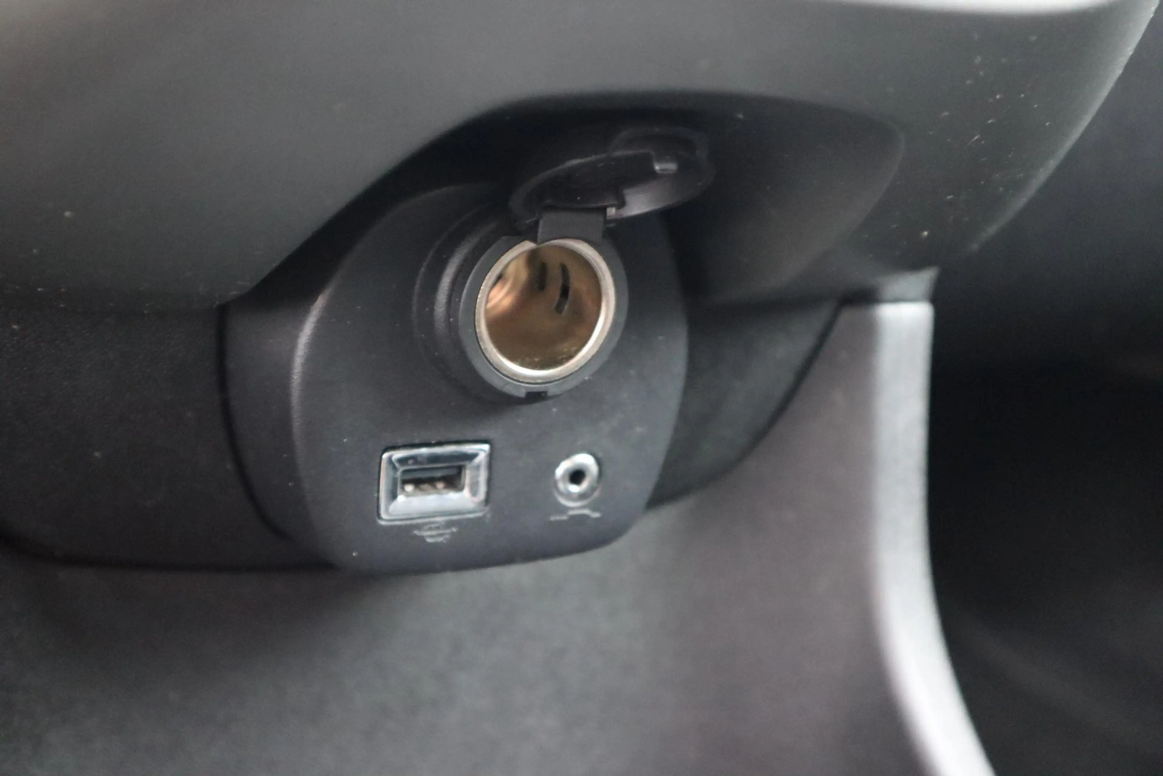 Peugeot 108 1.0 e-VTi ACTIVE PACK-PREMIUM PANORAMADAK|AIRCO|MO — photo 24