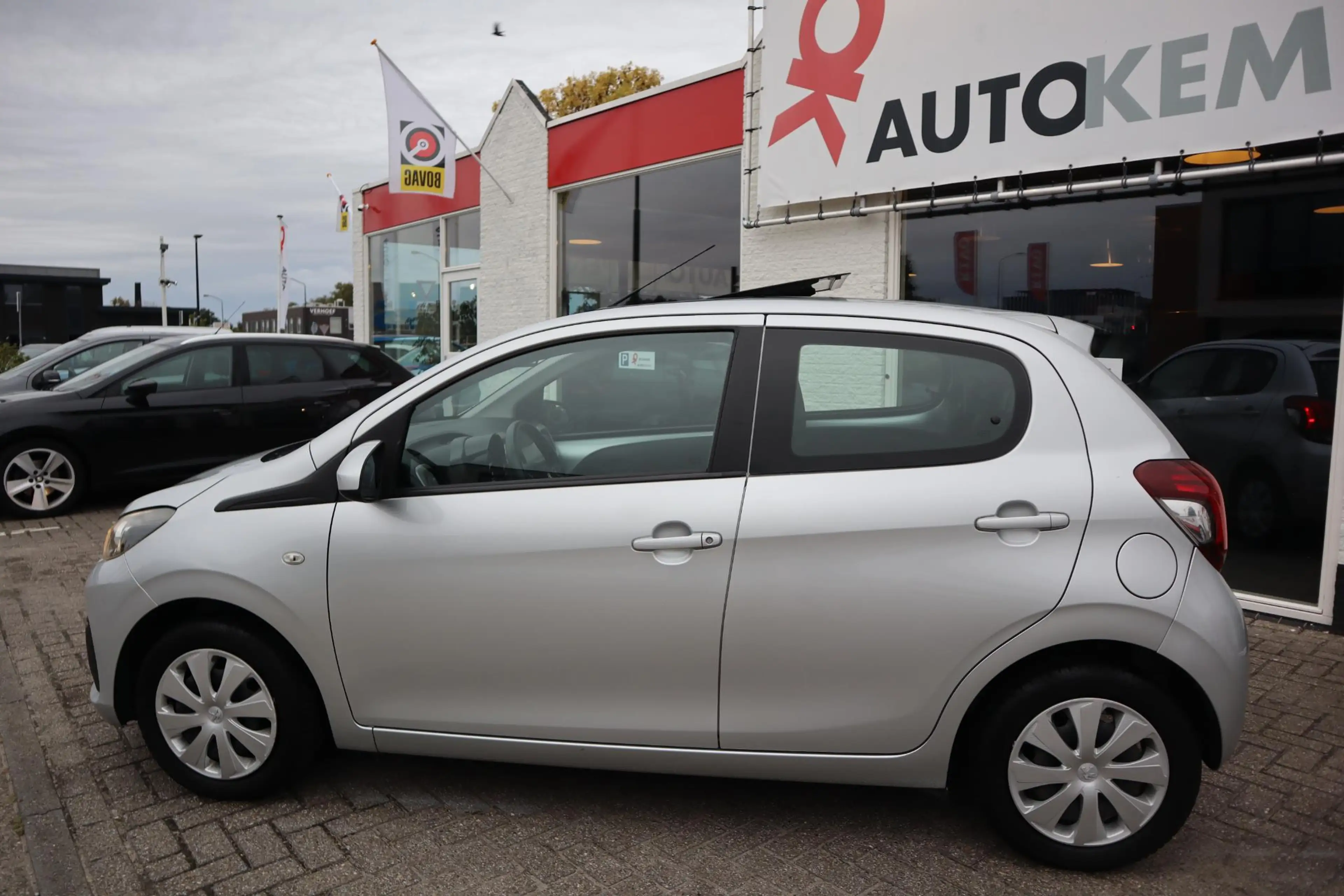 Peugeot 108 1.0 e-VTi ACTIVE PACK-PREMIUM PANORAMADAK|AIRCO|MO — photo 2