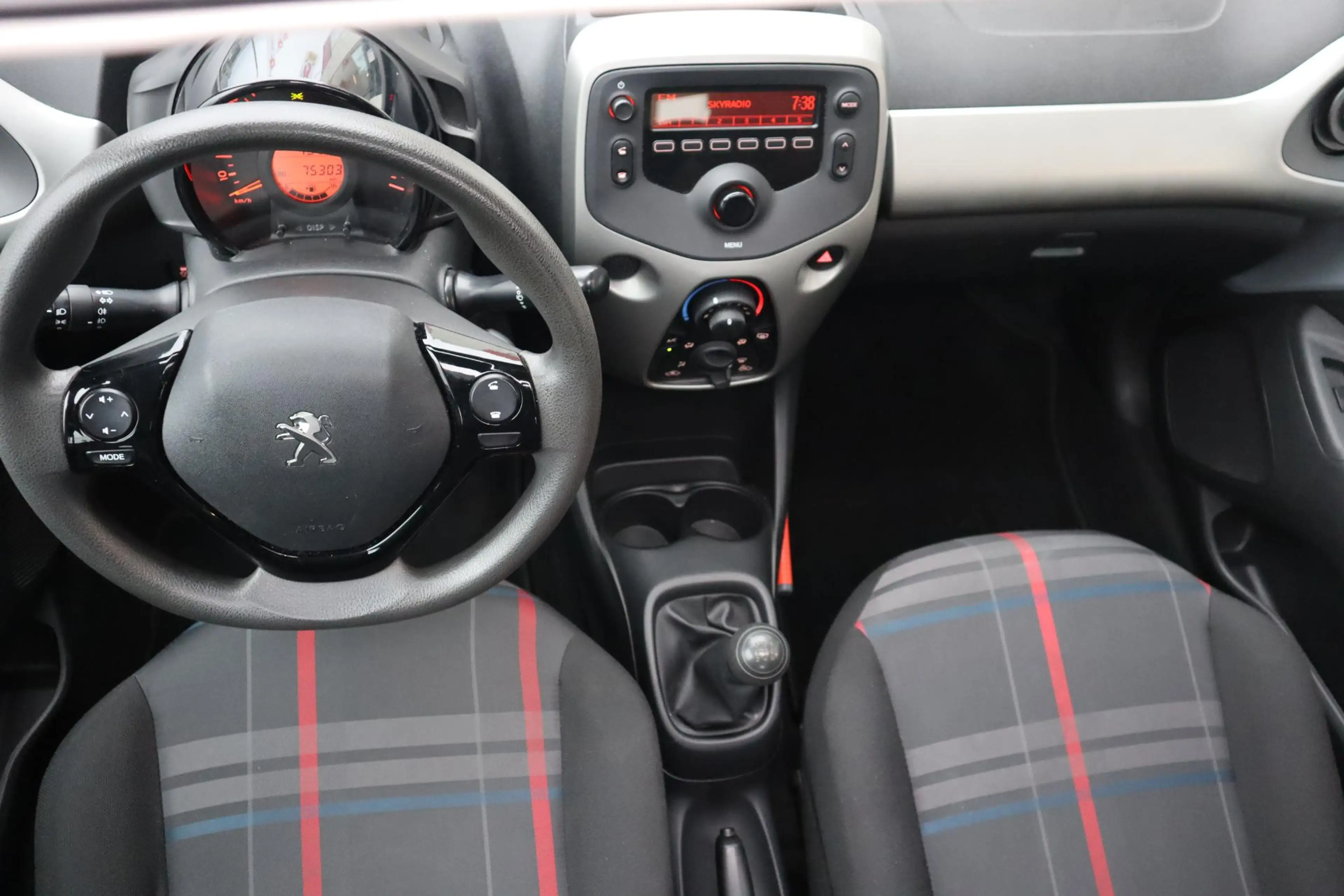 Peugeot 108 1.0 e-VTi ACTIVE PACK-PREMIUM PANORAMADAK|AIRCO|MO — photo 28
