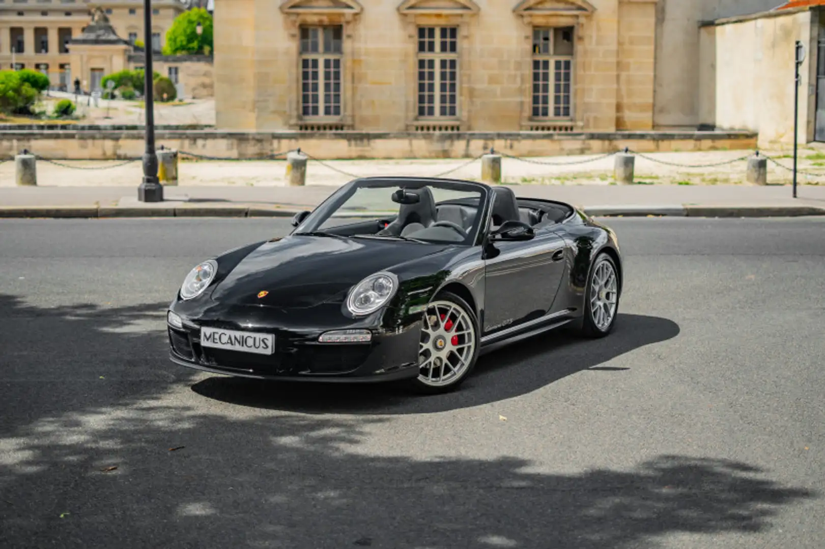 Porsche Carrera GT (997) 997.2 Carrera GTS Cabriolet *Faible kilométrage* Noir - 1