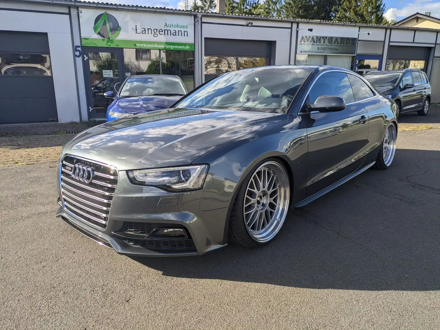 Audi A5 Coupe 3.0 TFSI quattro S-Line Competition Grau - 1