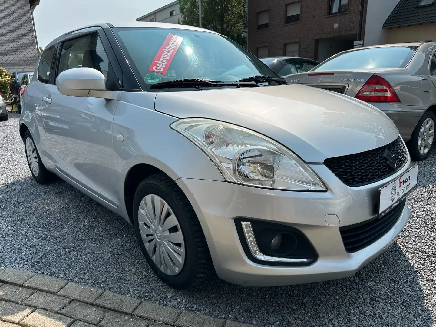 Suzuki Swift Silber - 1