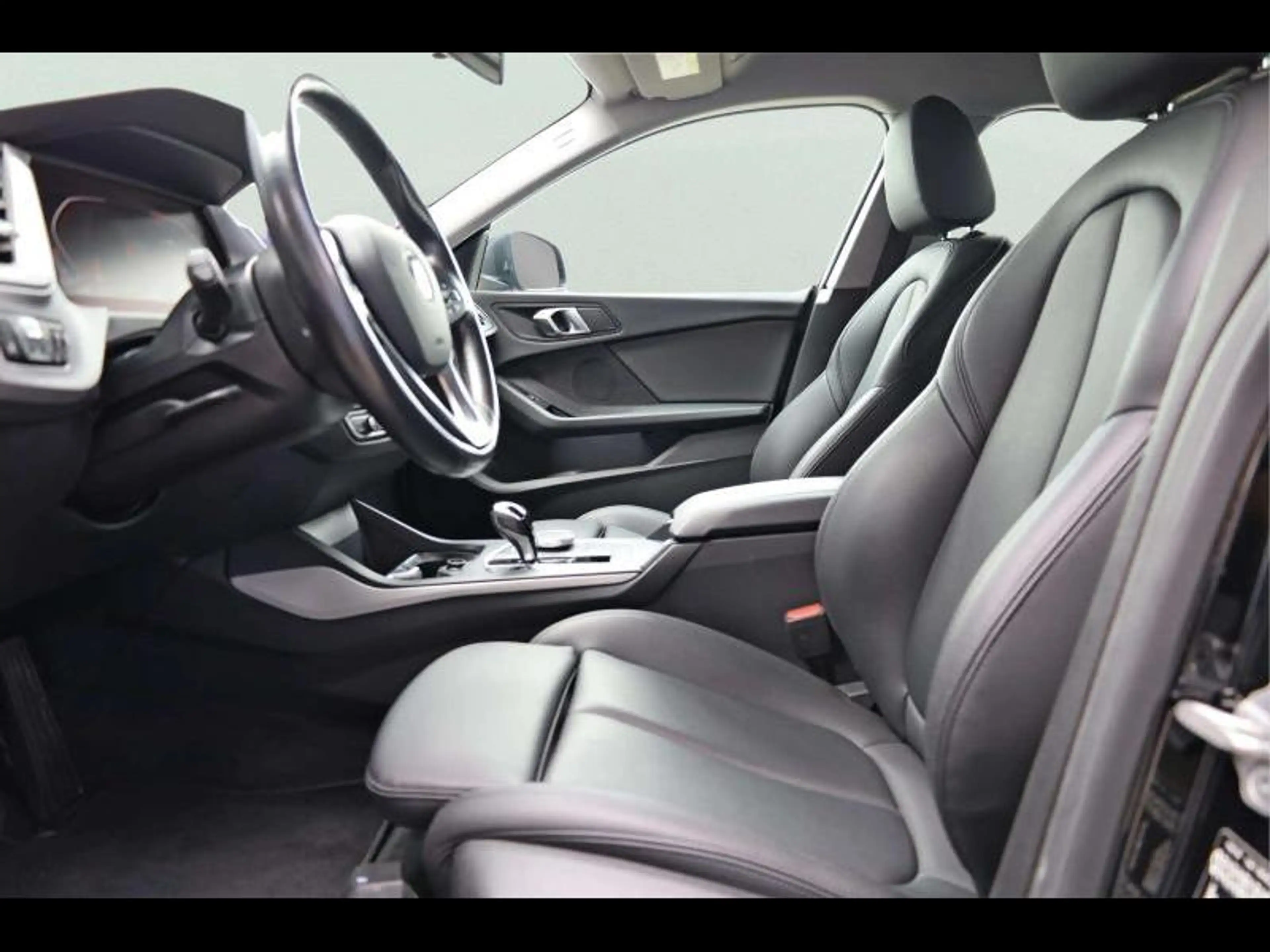 BMW 216 d Gran Coupé — photo 9